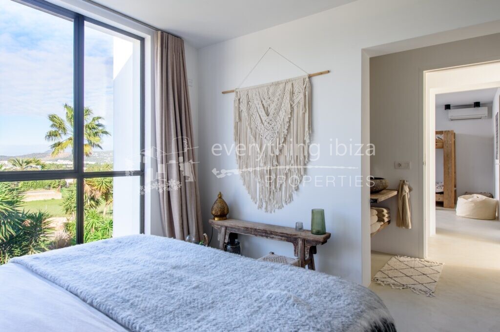 Luxury Cosmopolitan Villa of Top Quality Set in Peaceful Countryside, ref. 1542, for sale in Ibiza by everything ibiza Properties