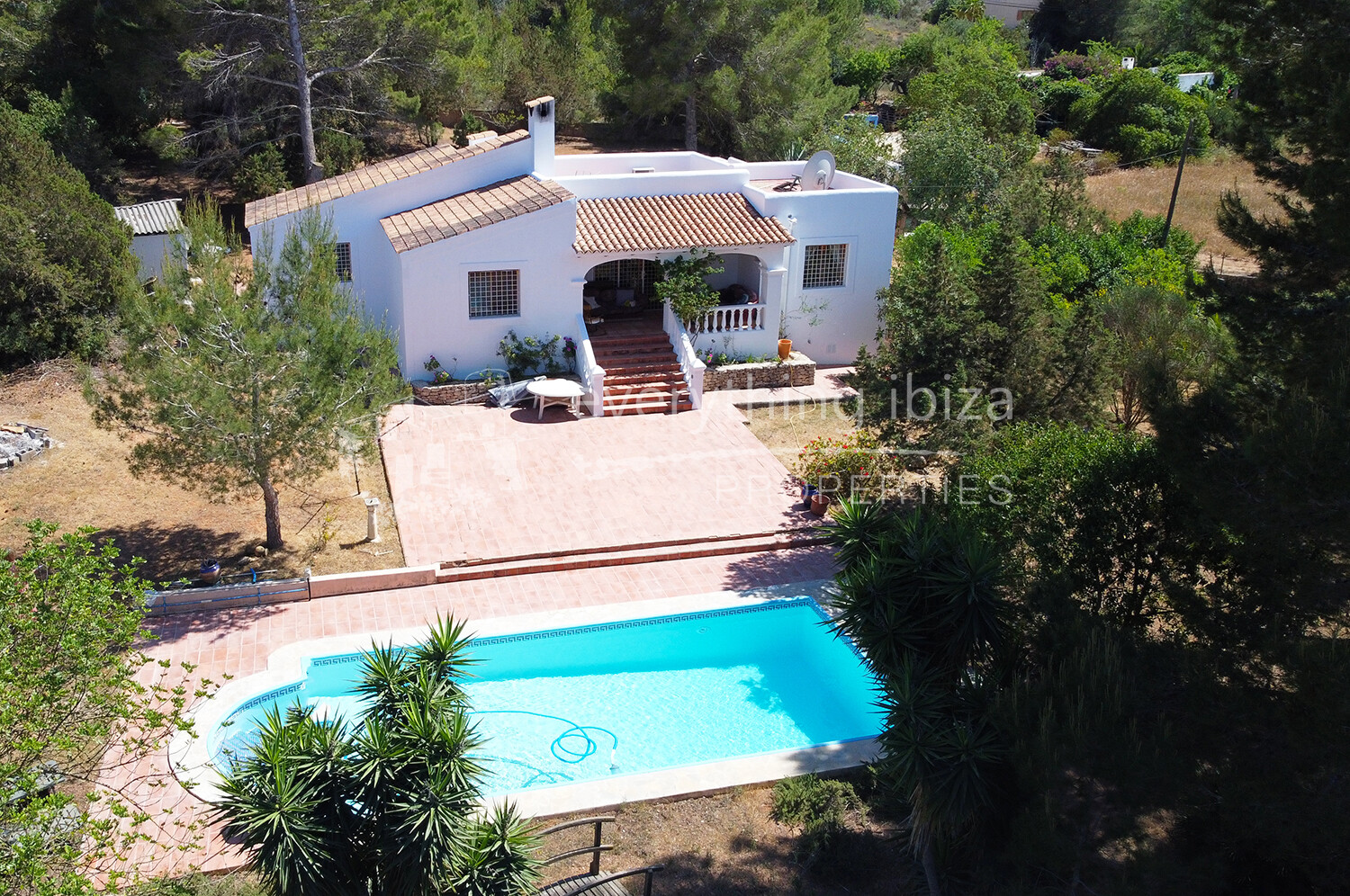 Charming Traditionally Styled Villa Set on a Large Country Plot, ref. 1546, for sale in Ibiza by everything ibiza Properties
