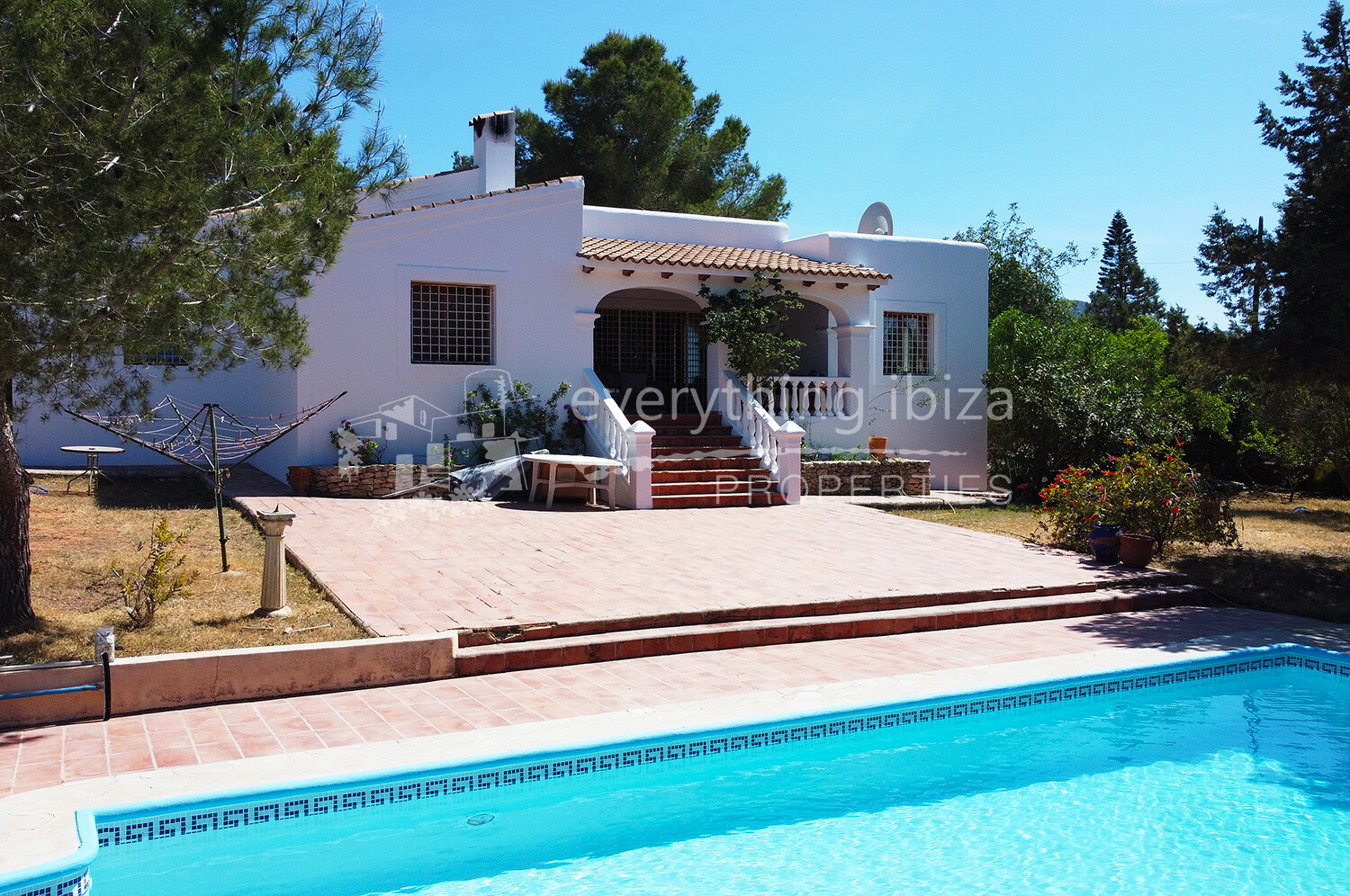 Charming Traditionally Styled Villa Set on a Large Country Plot, ref. 1546, for sale in Ibiza by everything ibiza Properties