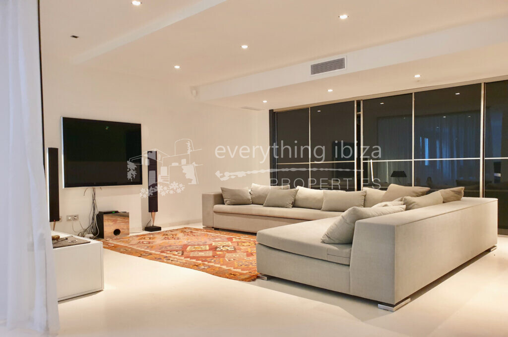 Stunning Contemporary Villa with Amazing Sea, Sunset & Es Vedra Views, ref. 1550, for sale in Ibiza by everything ibiza Properties