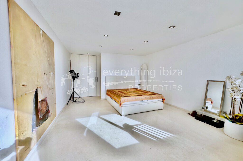 Stunning Contemporary Villa with Amazing Sea, Sunset & Es Vedra Views, ref. 1550, for sale in Ibiza by everything ibiza Properties