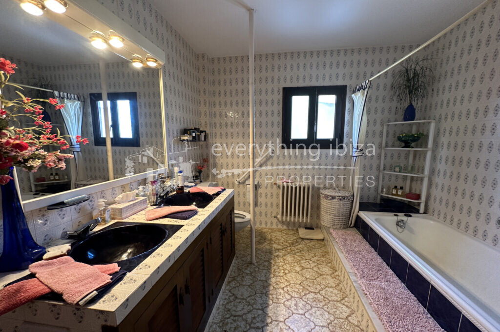 Charming Spacious Ground Floor Apartment with 78m2 Garden, ref. 1558, for sale by everything ibiza Properties