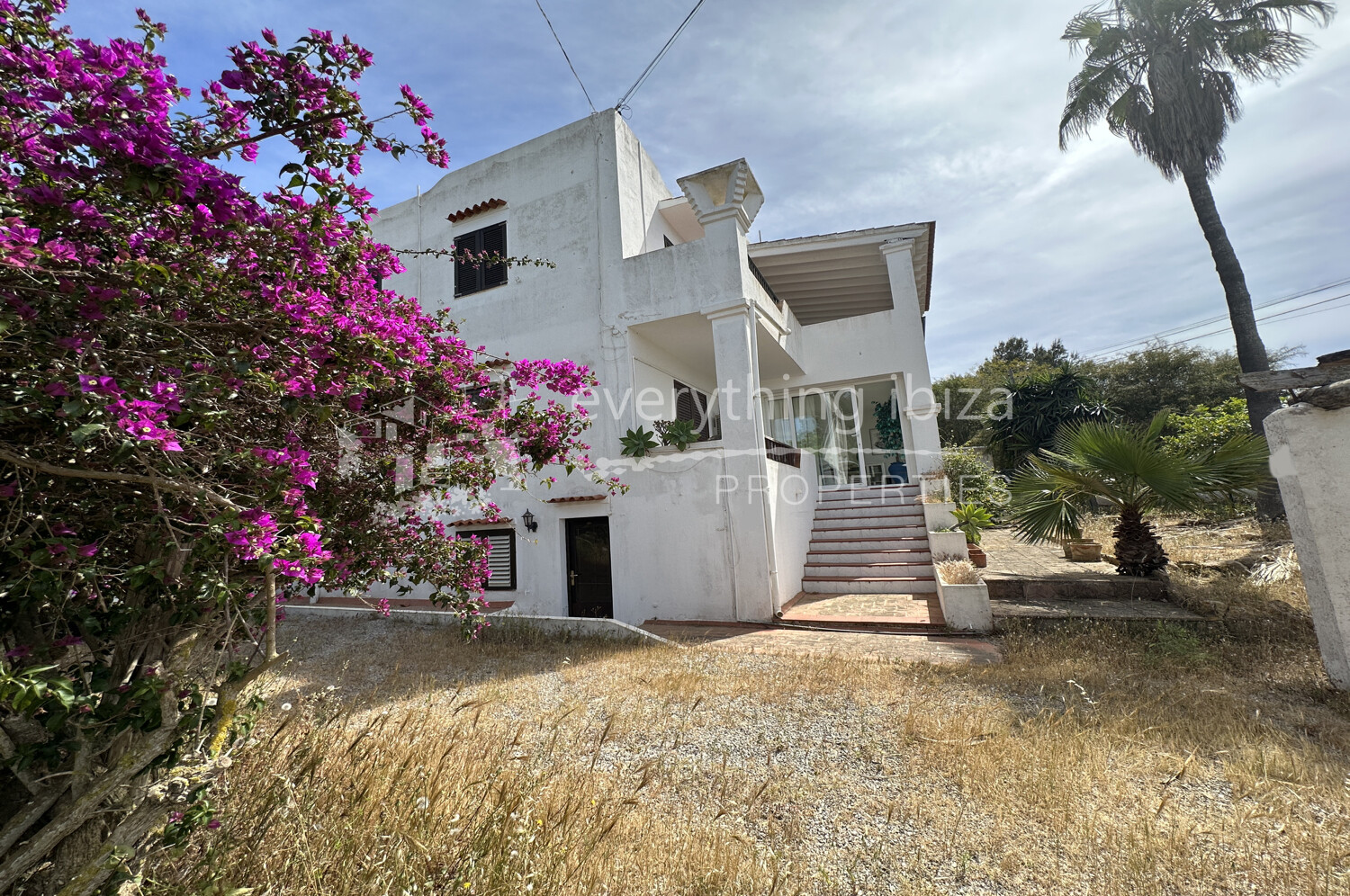 Charming Spacious Ground Floor Apartment with 78m2 Garden, ref. 1558, for sale by everything ibiza Properties