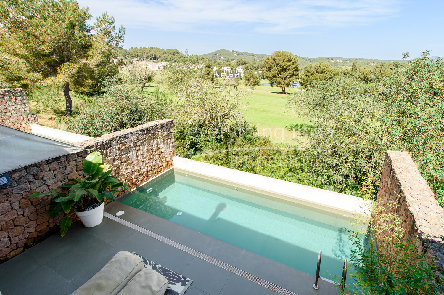Beautiful Townhouse with Private Pool Overlooking the Golf Course, ref. 1601, for sale in Ibiza by everything ibiza Properties