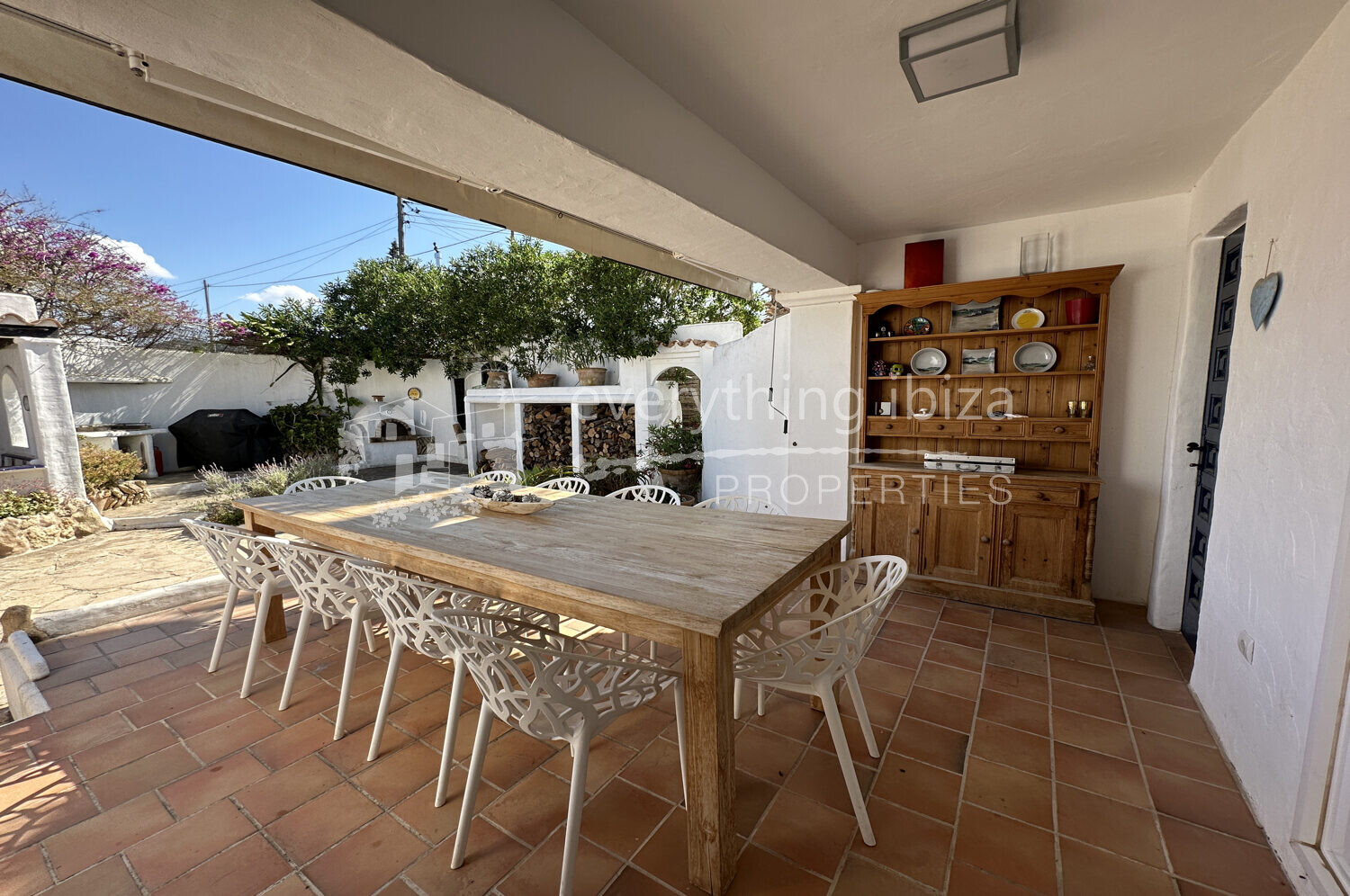 Charming Homely Villa with Lots of Character and Private Pool, ref. 1603, for sale in Ibiza by everything ibiza Properties