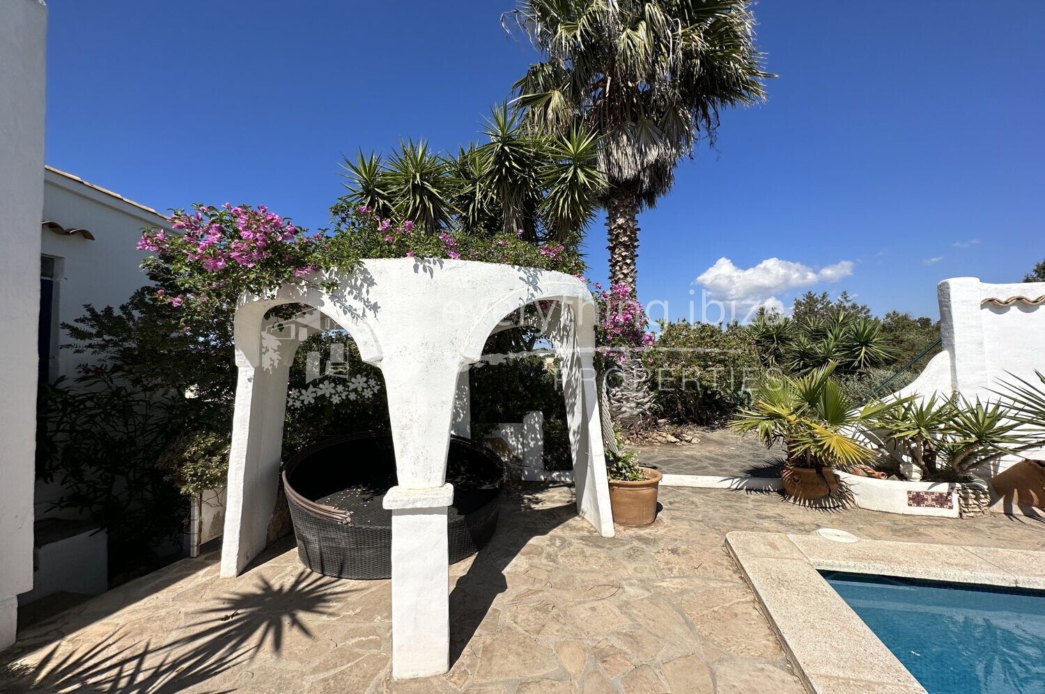 Charming Homely Villa with Lots of Character and Private Pool, ref. 1603, for sale in Ibiza by everything ibiza Properties