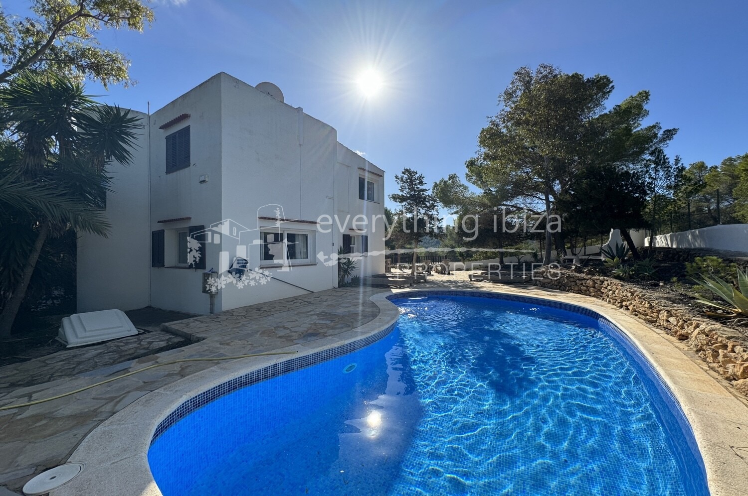 Charming Traditionally Styled Detached Villa in Country Surroundings, ref. 1604, for sale in Ibiza by everything ibiza Properties