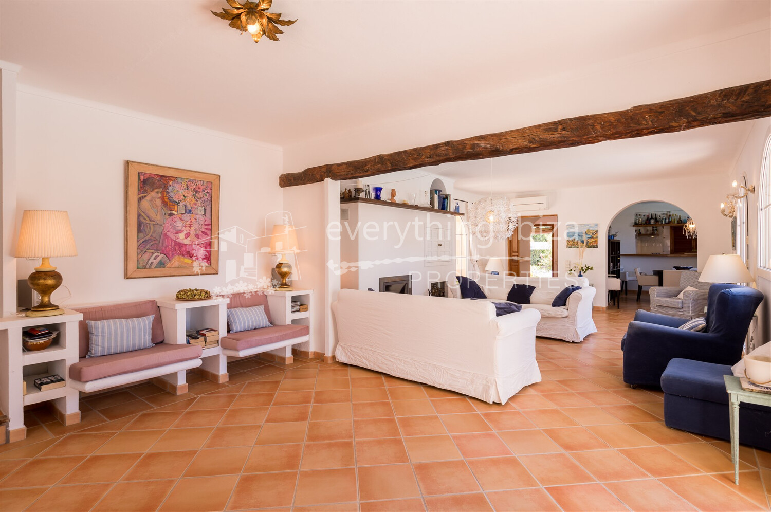 Beautiful Stylish Villa Near to the Beach with Sea & Sunset Views, ref. 1605, for sale in Ibiza by everything ibiza Properties