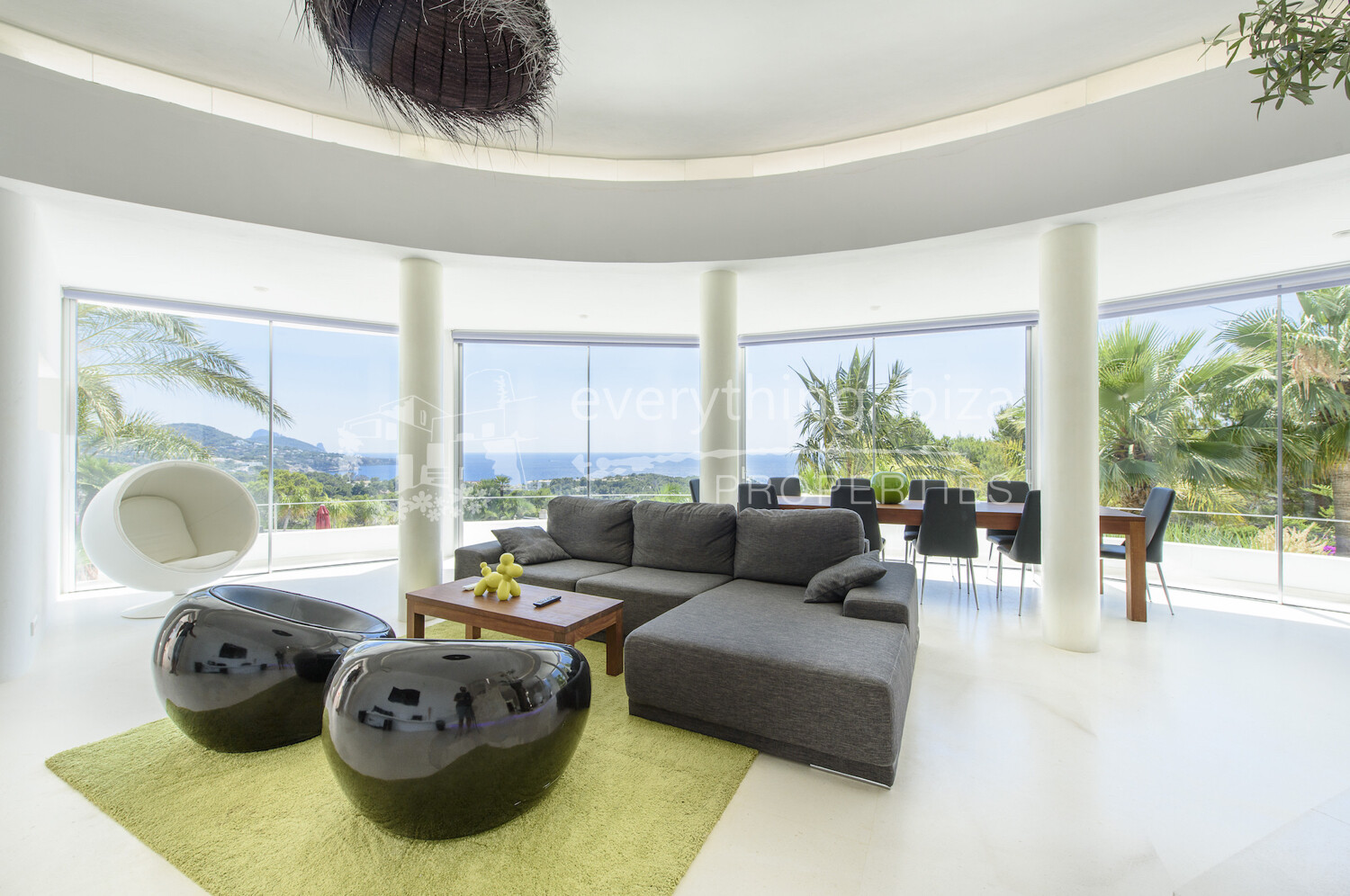 Luxurious Cosmopolitan Villa with Stunning Sea and Sunset Views, ref. 1609, for sale in Ibiza by everything ibiza Properties