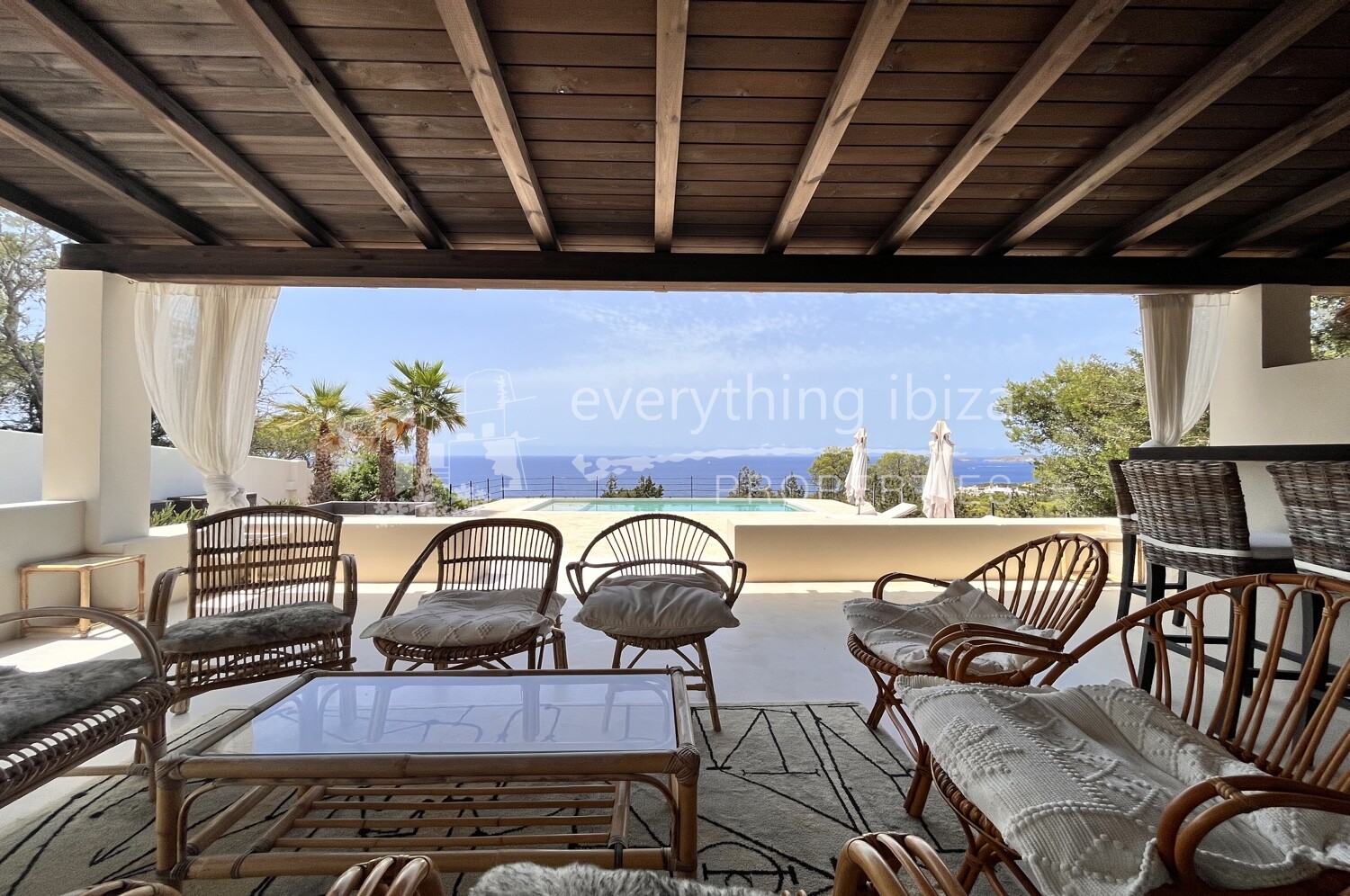 Gorgeous Detached Villa of the Finest Quality with Stunning Views, ref. 1612, for sale in Ibiza by everything ibiza Properties