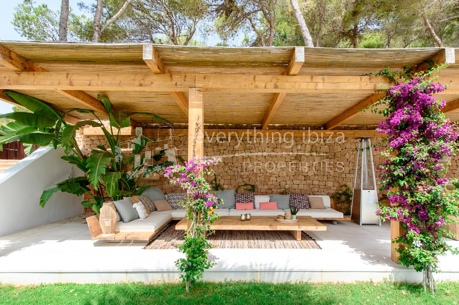 Magnificent Contemporary Villa Boasting Stunning Sea Views, ref. 1614, for sale in Ibiza by everything ibiza Properties