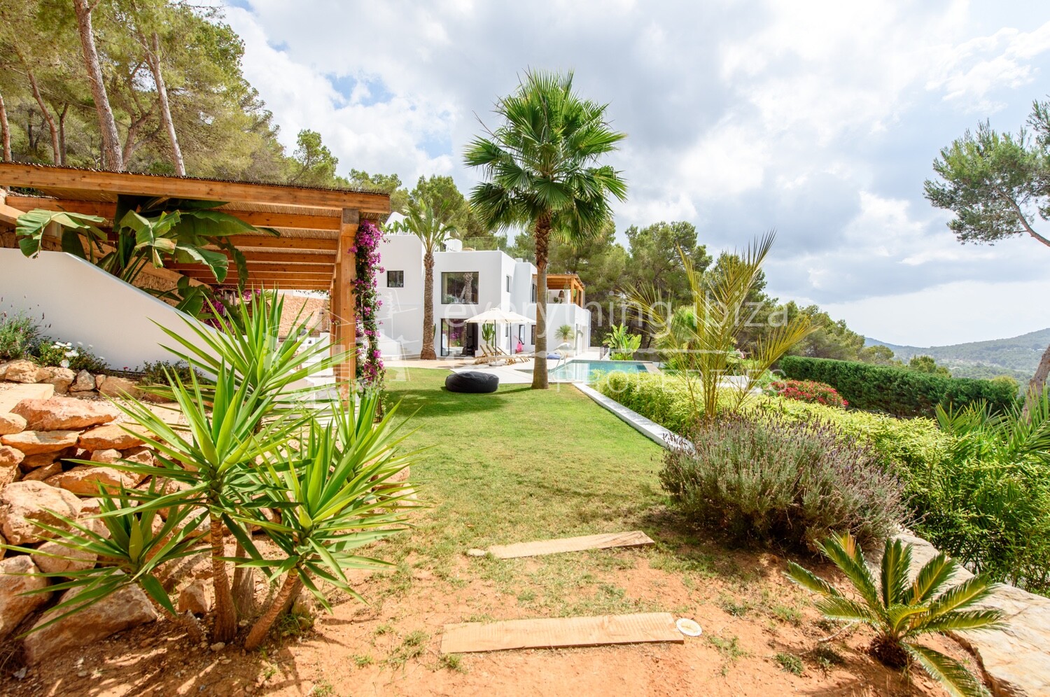 Magnificent Contemporary Villa Boasting Stunning Sea Views, ref. 1614, for sale in Ibiza by everything ibiza Properties