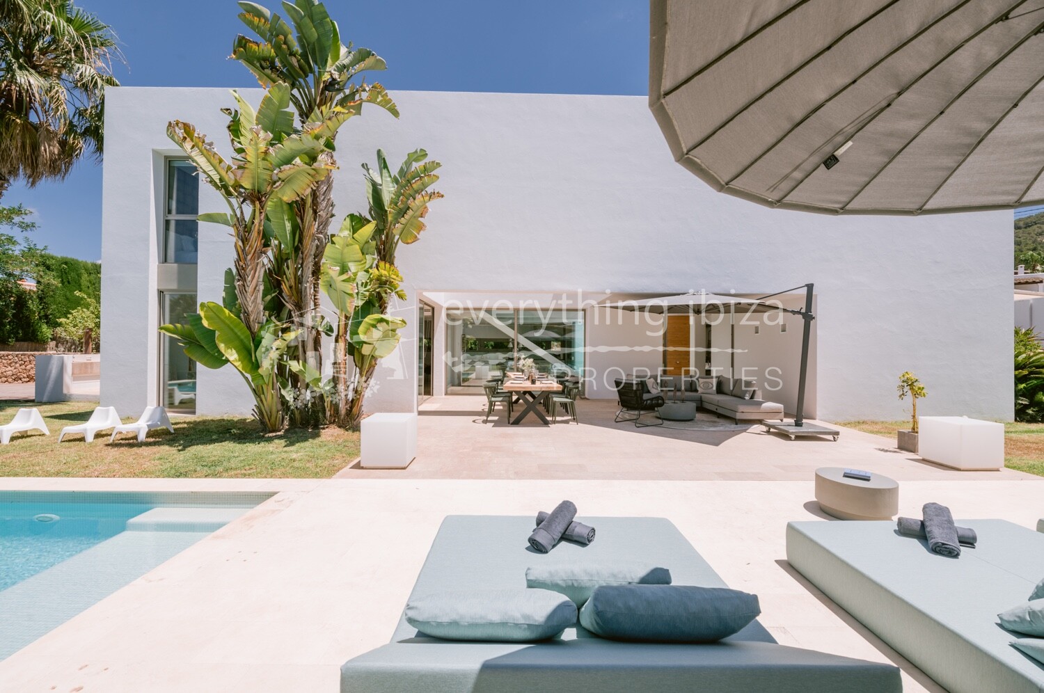 Cosmopolitan Luxury Detached Villa Close to Jesus Village, ref. 1617, for sale in Ibiza by everything ibiza Properties