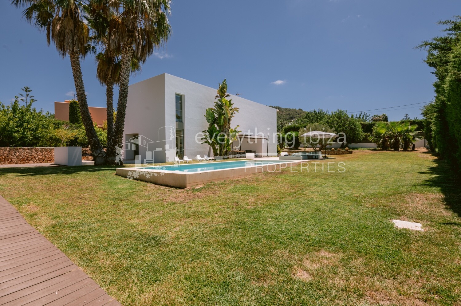 Cosmopolitan Luxury Detached Villa Close to Jesus Village, ref. 1617, for sale in Ibiza by everything ibiza Properties