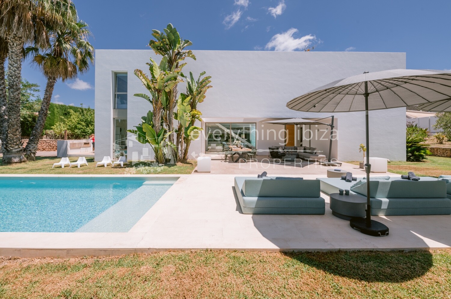 Cosmopolitan Luxury Detached Villa Close to Jesus Village, ref. 1617, for sale in Ibiza by everything ibiza Properties