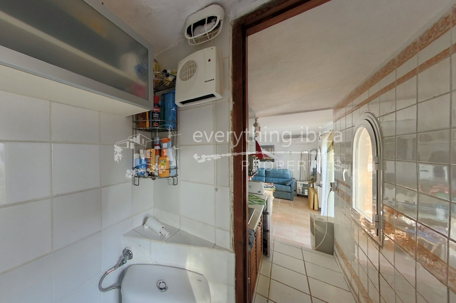 Homely Detached House in Sought After Cala Vadella, ref. 1621, for sale in Ibiza by everything ibiza Properties