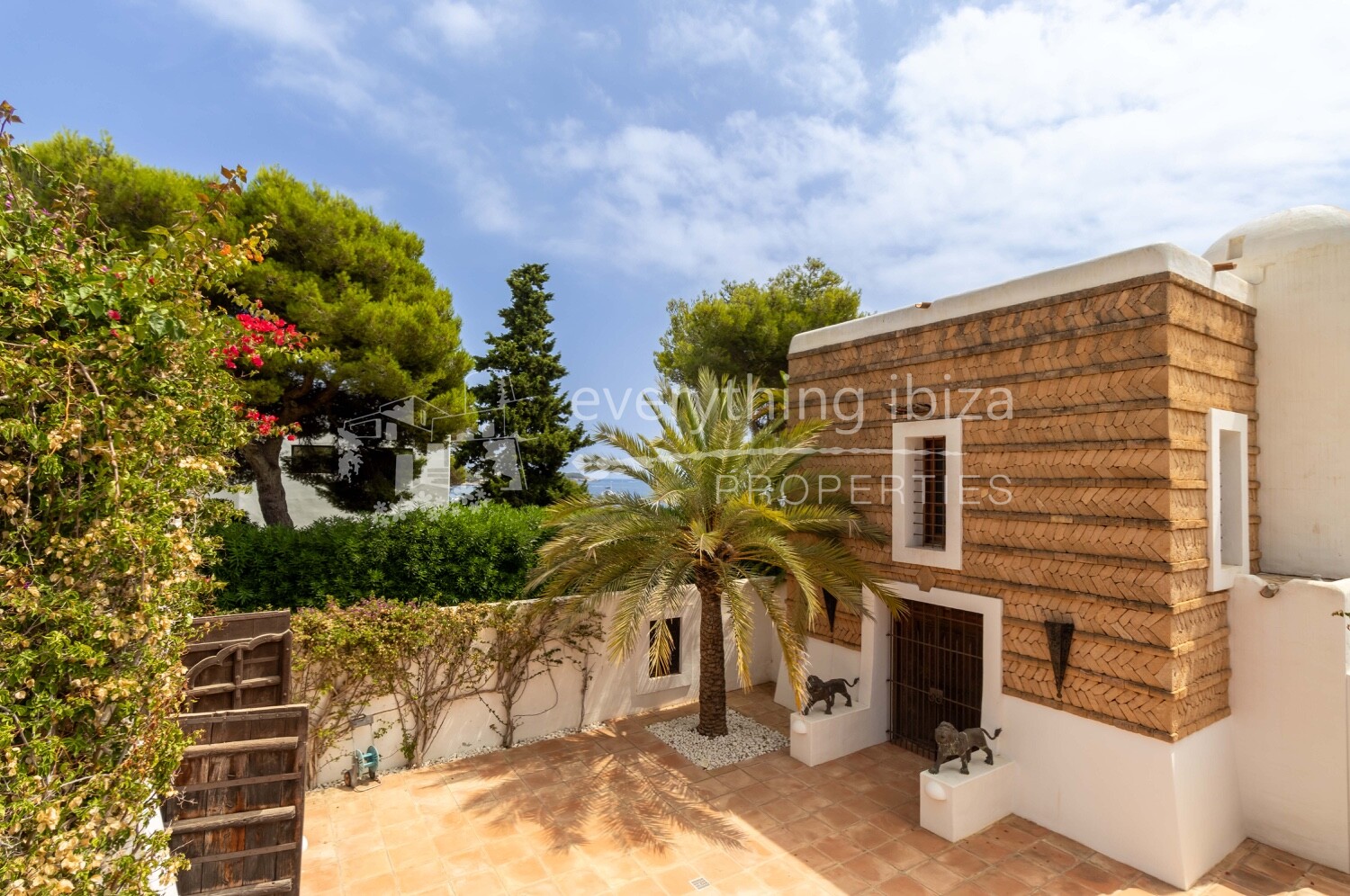 Magnificent Frontline Blakstad Renovated Villa with Huge Pool, ref. 1628, for sale in Ibiza by everything ibiza Properties