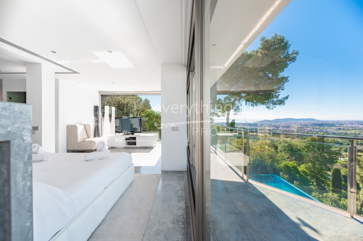 Stunning Hilltop Villa of the Finest Quality with Amazing Views in Can Furnet, ref. 1624, for sale in Ibiza by everything ibiza Properties