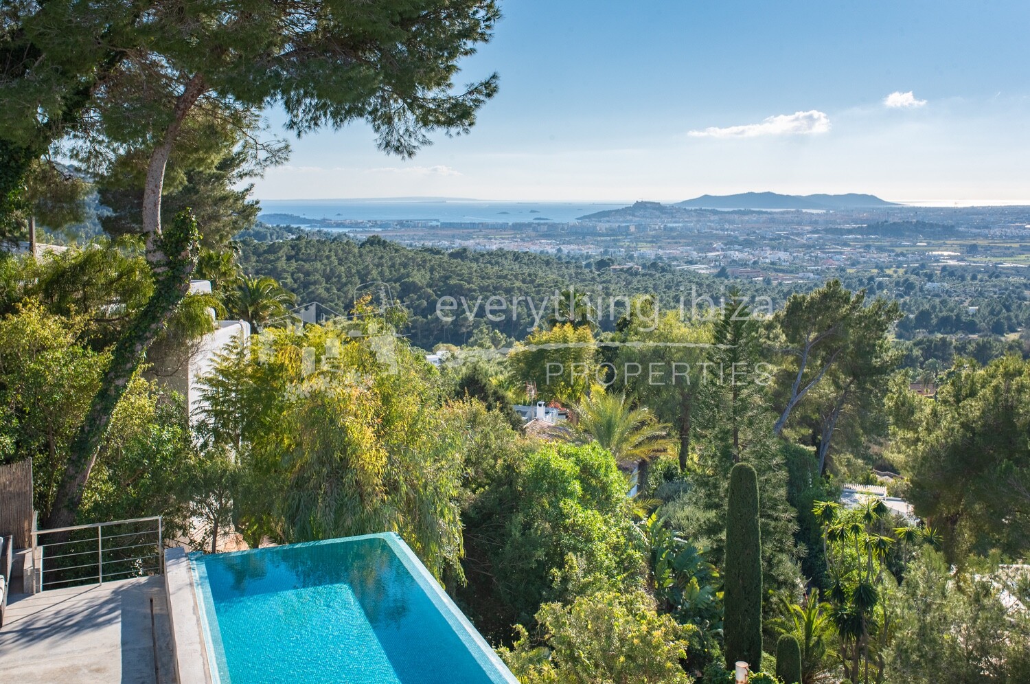 Stunning Hilltop Villa of the Finest Quality with Amazing Views in Can Furnet, ref. 1624, for sale in Ibiza by everything ibiza Properties