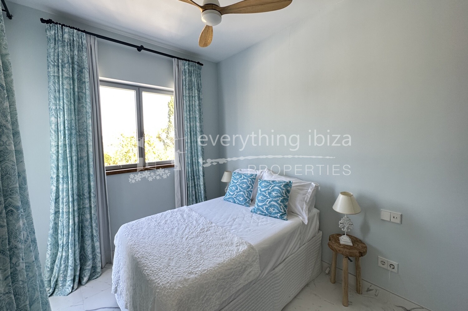 Beautiful Renovated Detached Villa Close to Village with Tourist License, ref. 1629, for sale in Ibiza by everything ibiza Properties