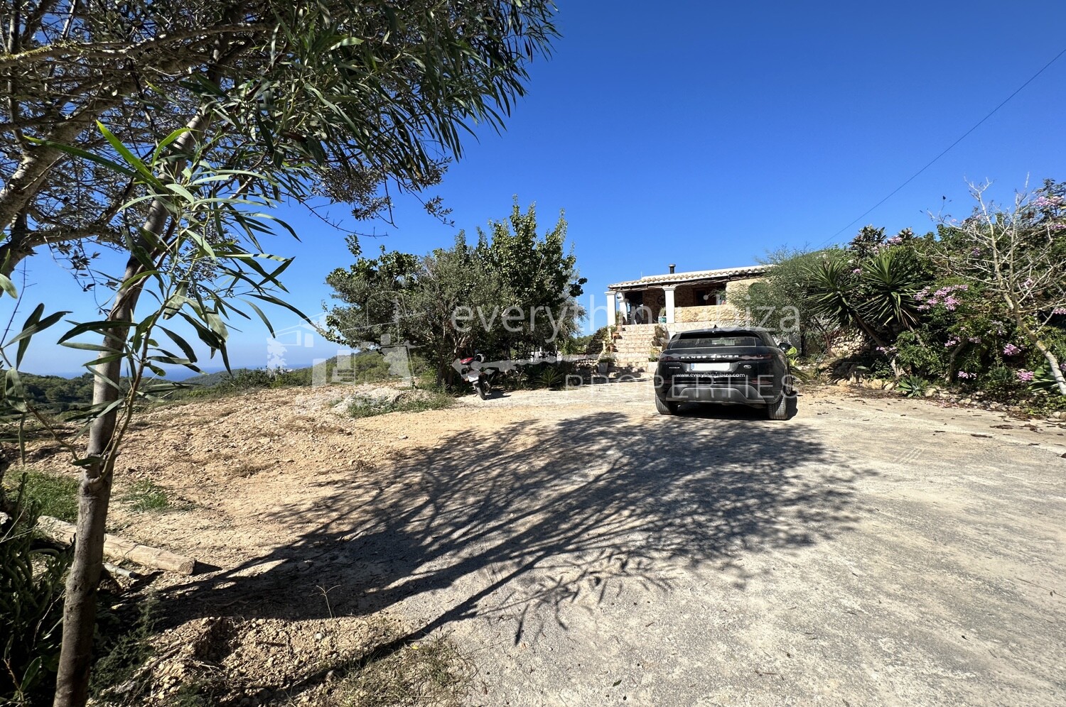 Charming Finca on a Large Plot with Lovely Views, ref. 1631, for sale in Ibiza by everything ibiza Properties