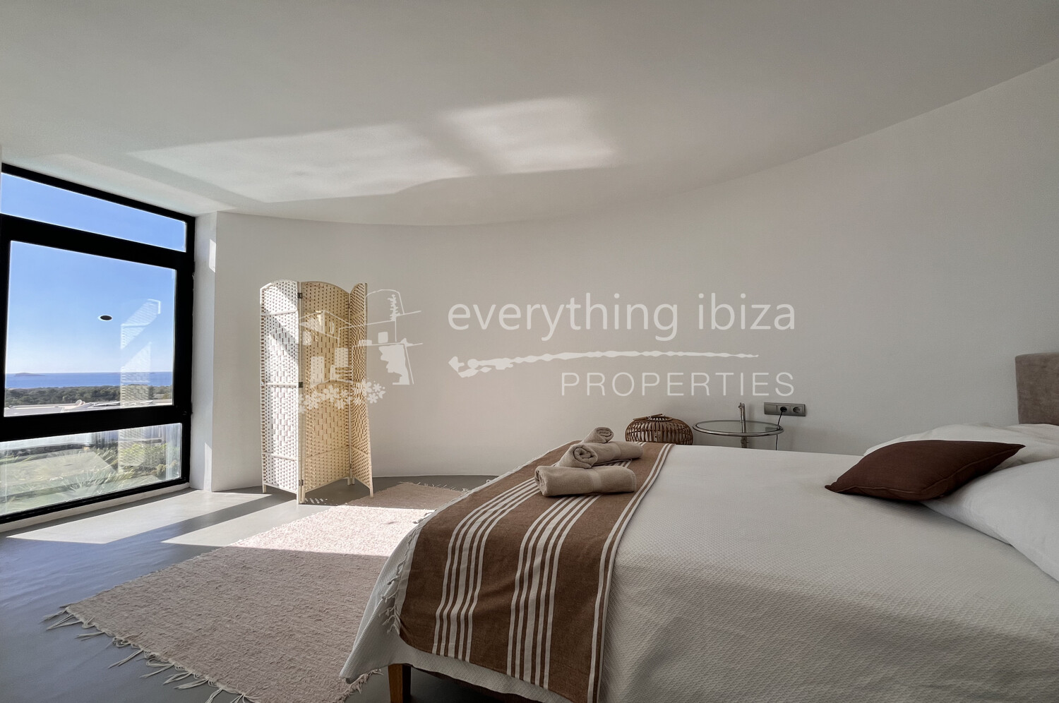 Beautiful Detached Villa with Tourist License, Sea & Sunset Views, ref. 1634, on sale in Ibiza by everything ibiza Properties