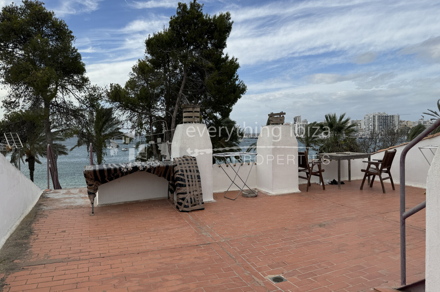 Charming One Bed Apartment Close to the Beach and Bay, ref. 1635, for sale in Ibiza by everything ibiza Properties