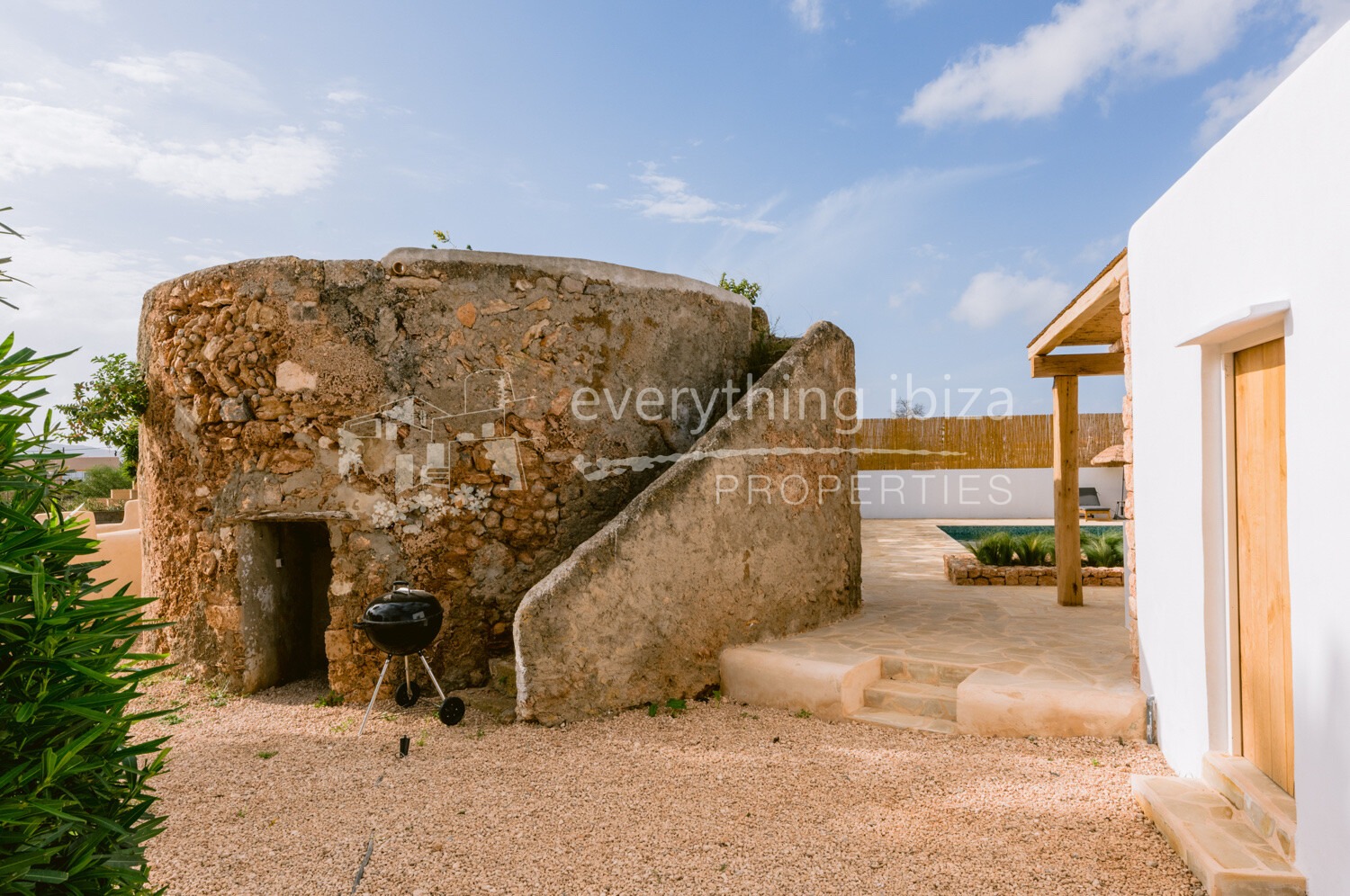 Beautifully Restored Rural Finca in San Jordi, ref. 1642, for sale in Ibiza by everything ibiza Properties