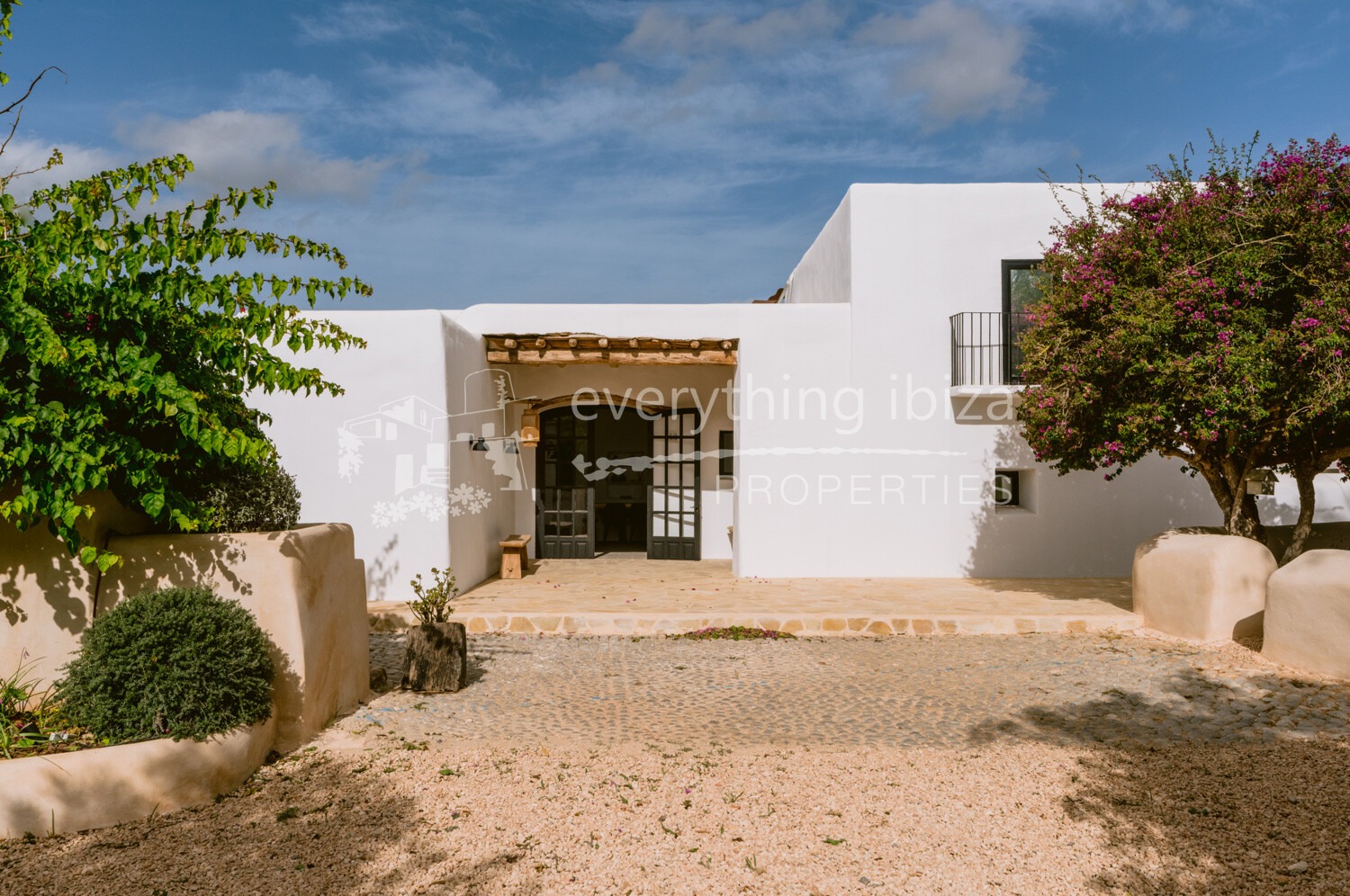 Beautifully Restored Rural Finca in San Jordi, ref. 1642, for sale in Ibiza by everything ibiza Properties