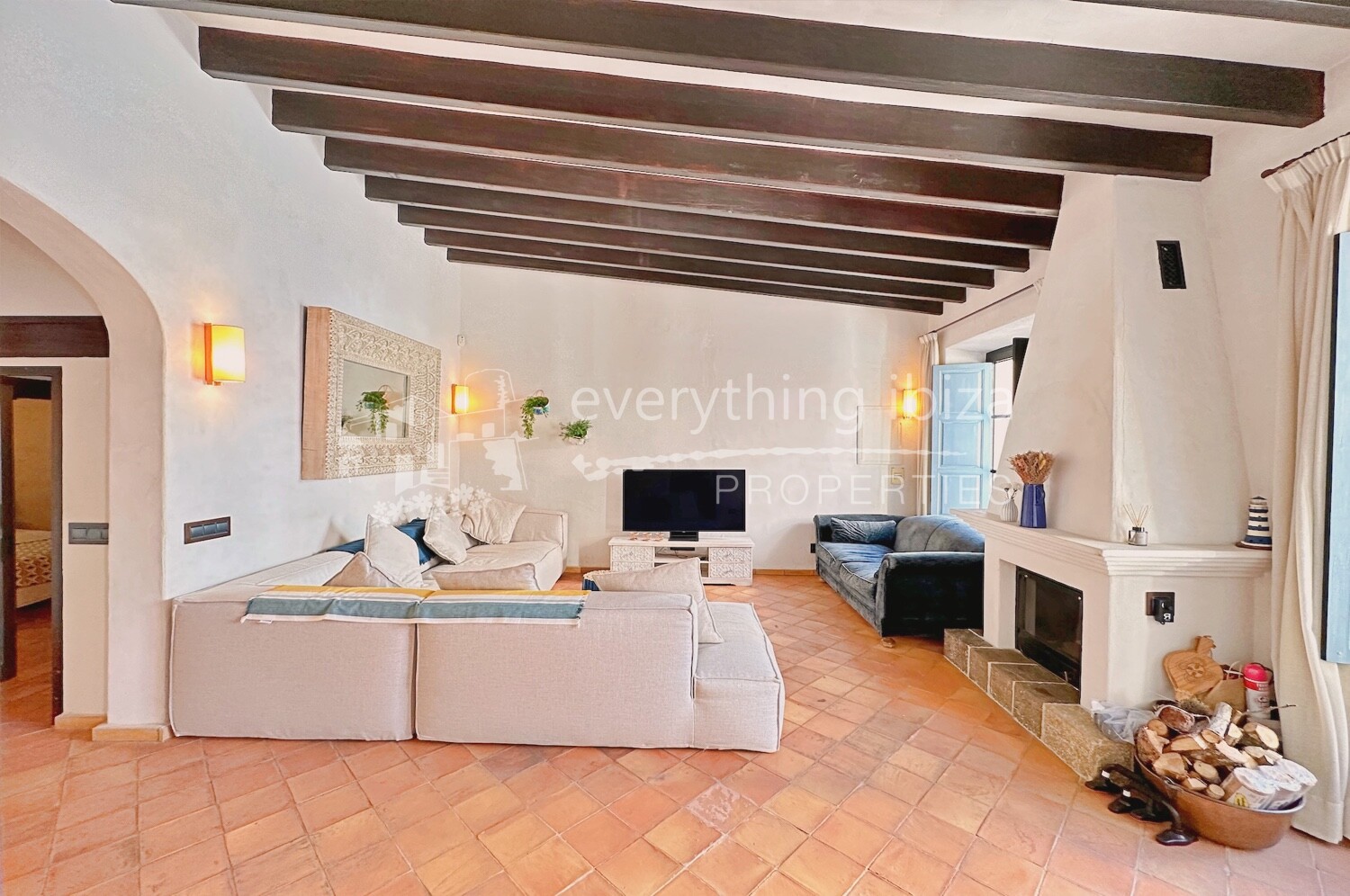 Lovely Modernised Four Bedroom Townhouse Ibiza Old Town, ref. 1645, for sale in Ibiza by everything ibiza Properties