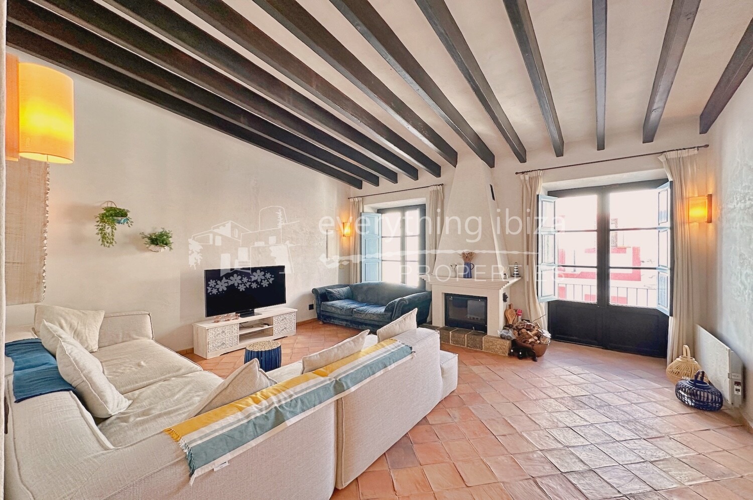 Lovely Modernised Four Bedroom Townhouse Ibiza Old Town, ref. 1645, for sale in Ibiza by everything ibiza Properties