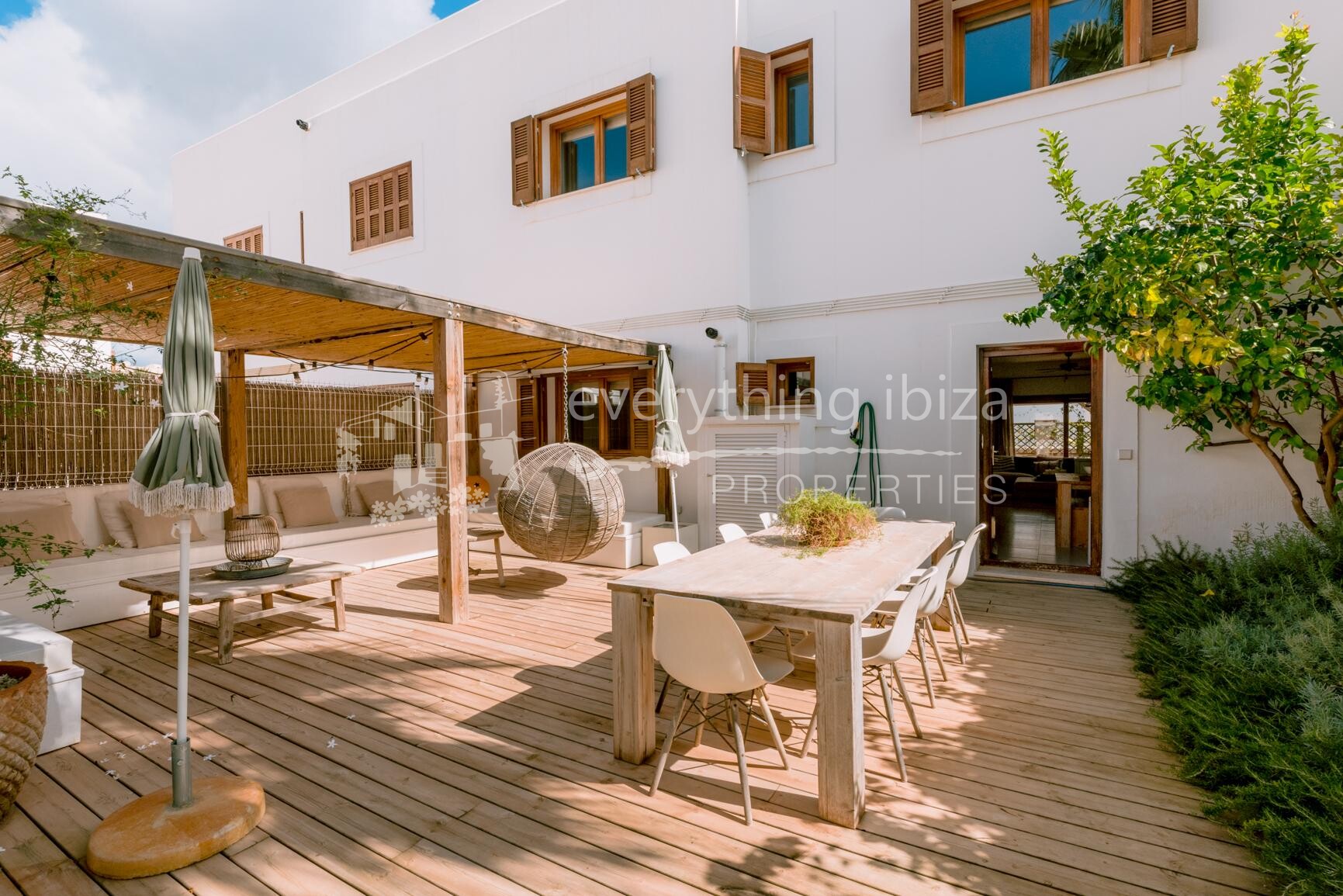 Modern Four Bedroom Townhouse in San Jose Village, ref. 1648, for sale in Ibiza by everything ibiza Properties