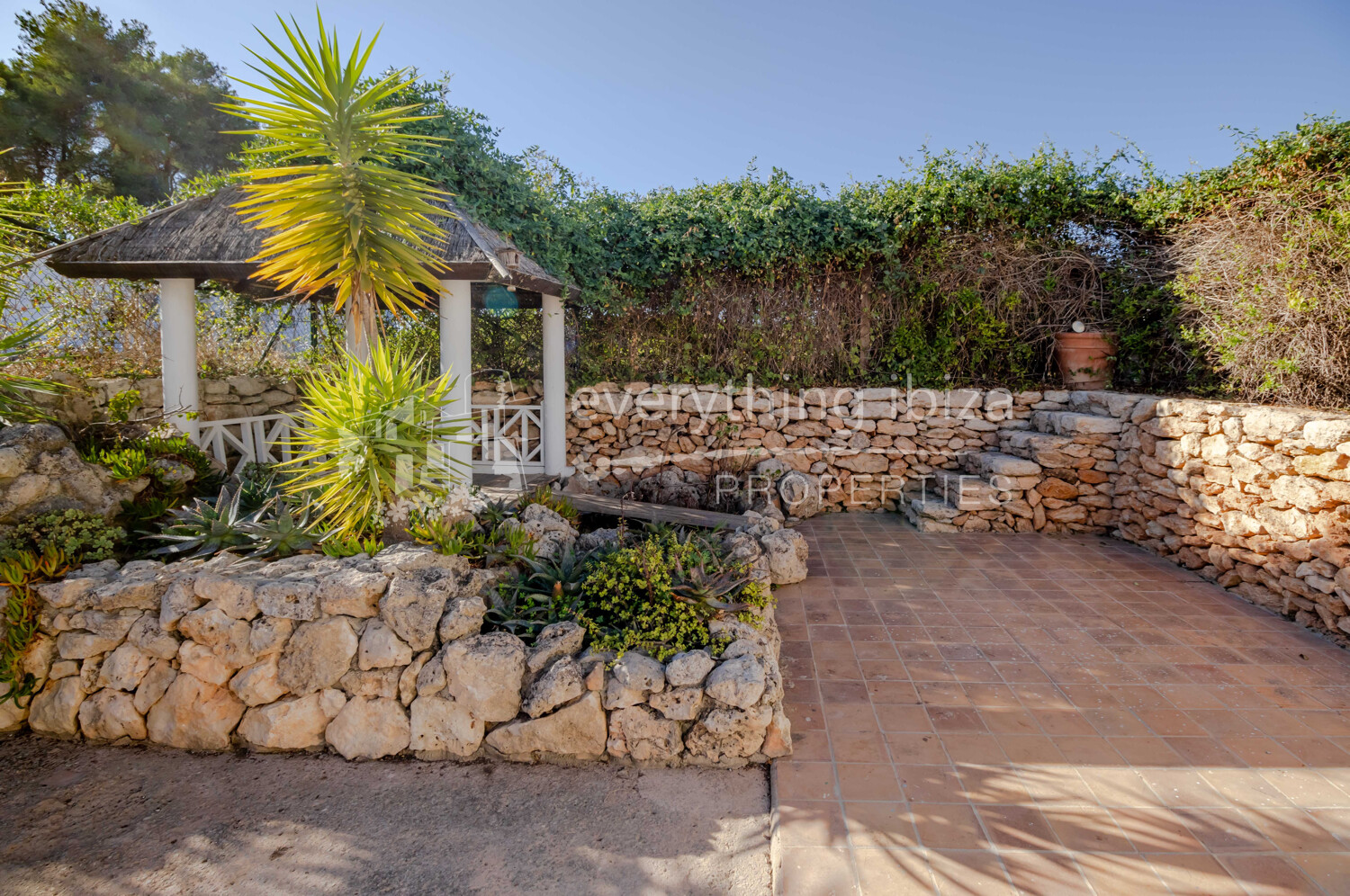 Unique Restored Finca Offering Business and Residential Licenses in Santa Gertrudis, ref. 1665, for sale in Ibiza by everything ibiza Properties