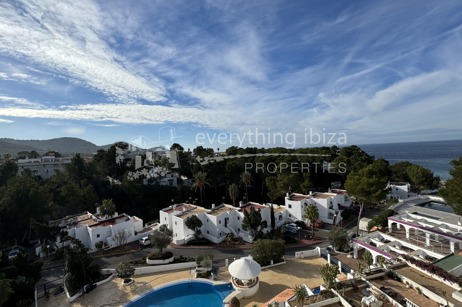 Penthouse Apartment with Sunsets and Views over Es Vedra, ref. 1657, for sale in Ibiza by everything ibiza Properties