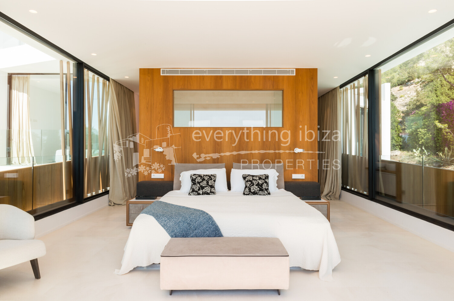 Beautiful Contemporary Villa with Elevated Views Over The Sea D'Alt Vila and Formentera, ref. 1673, for sale in Ibiza by everything ibiza Properties