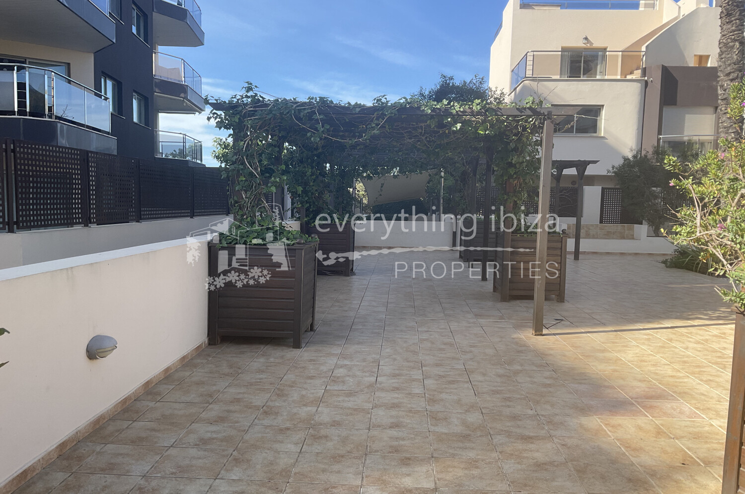 Delightful Contemporary Apartment Very Near Beach in Central Santa Eulalia, ref. 1675, for sale in Ibiza by everything ibiza Properties
