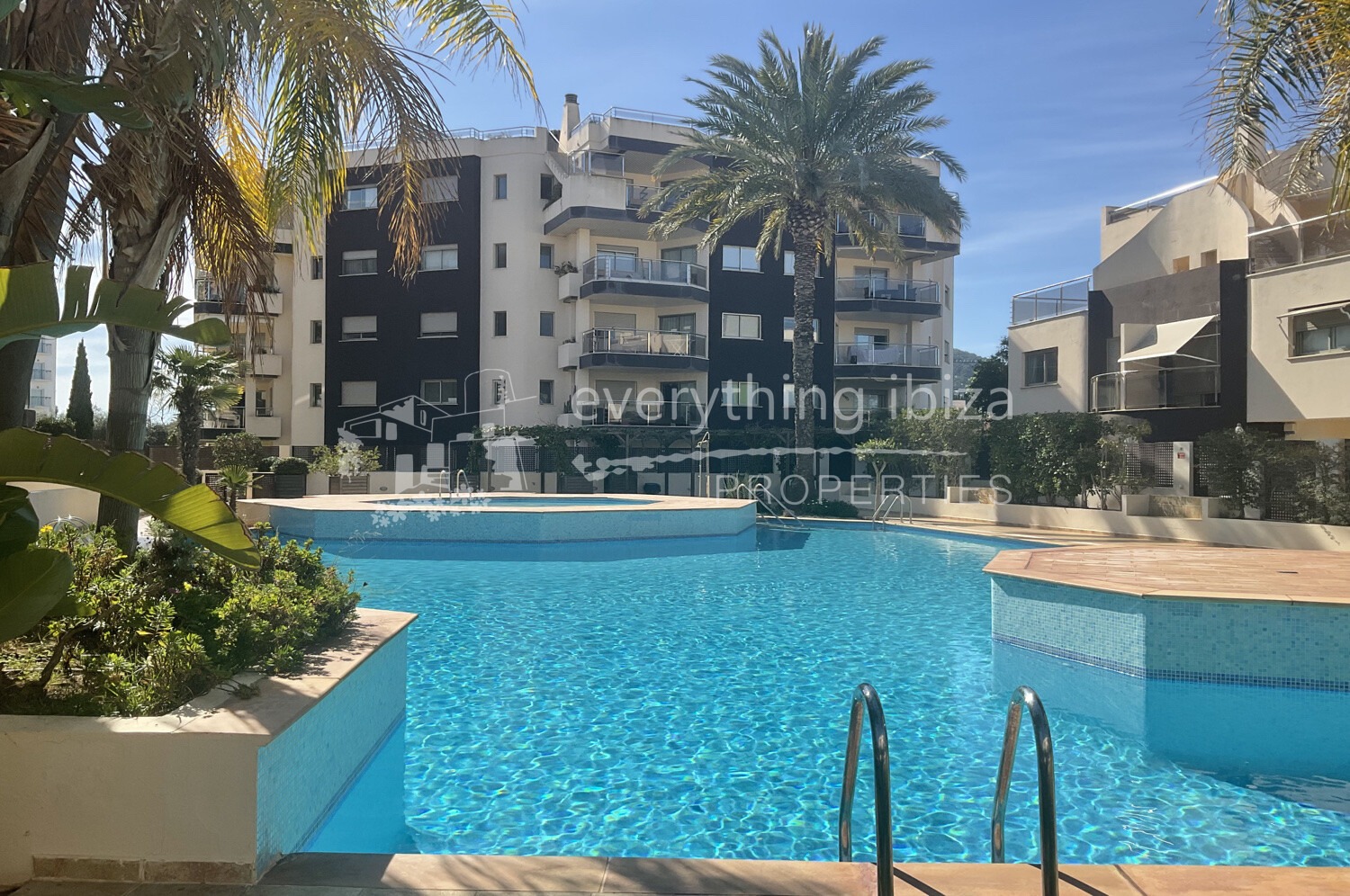 Delightful Contemporary Apartment Very Near Beach in Central Santa Eulalia, ref. 1675, for sale in Ibiza by everything ibiza Properties