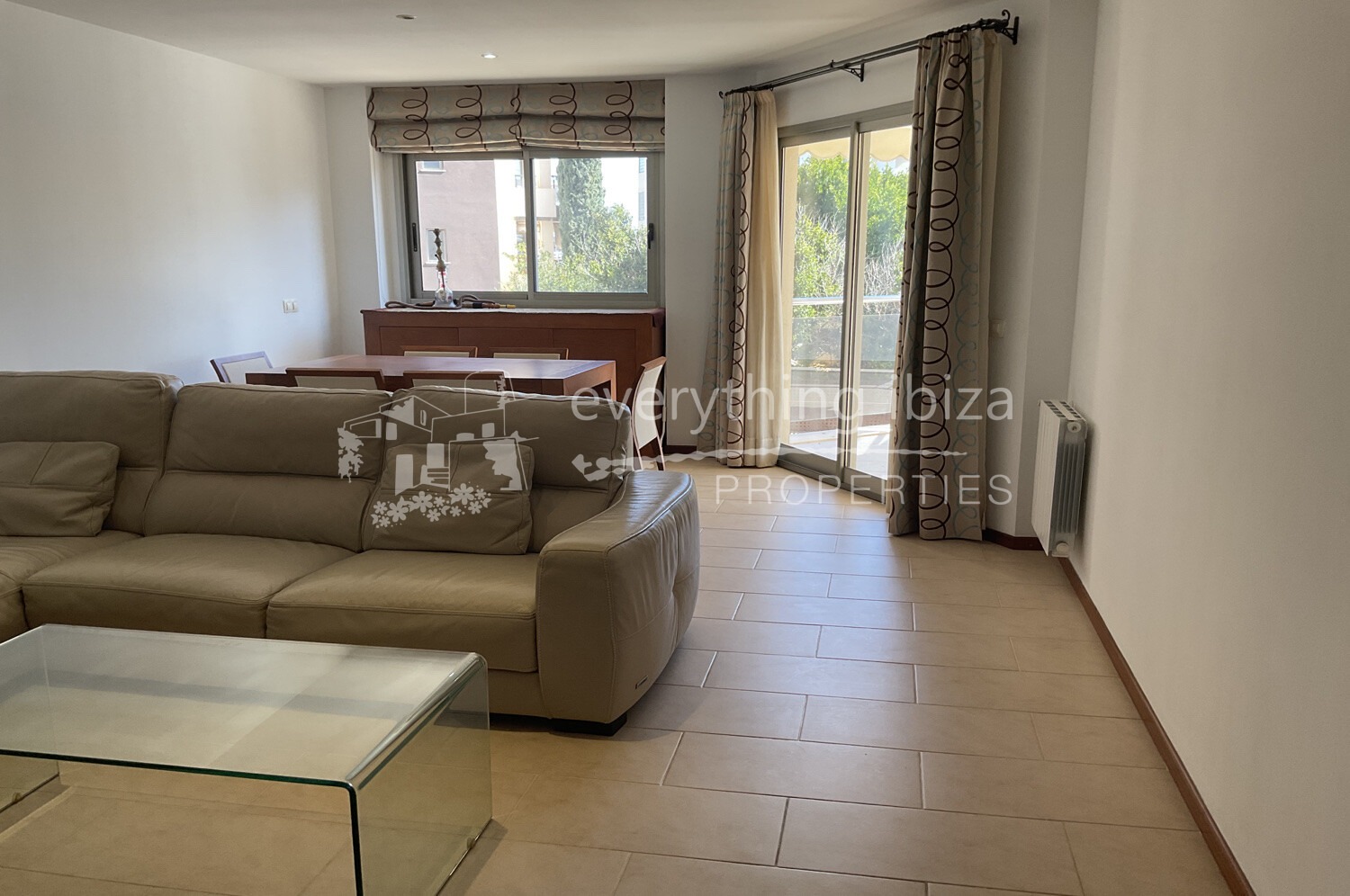 Delightful Contemporary Apartment Very Near Beach in Central Santa Eulalia, ref. 1675, for sale in Ibiza by everything ibiza Properties