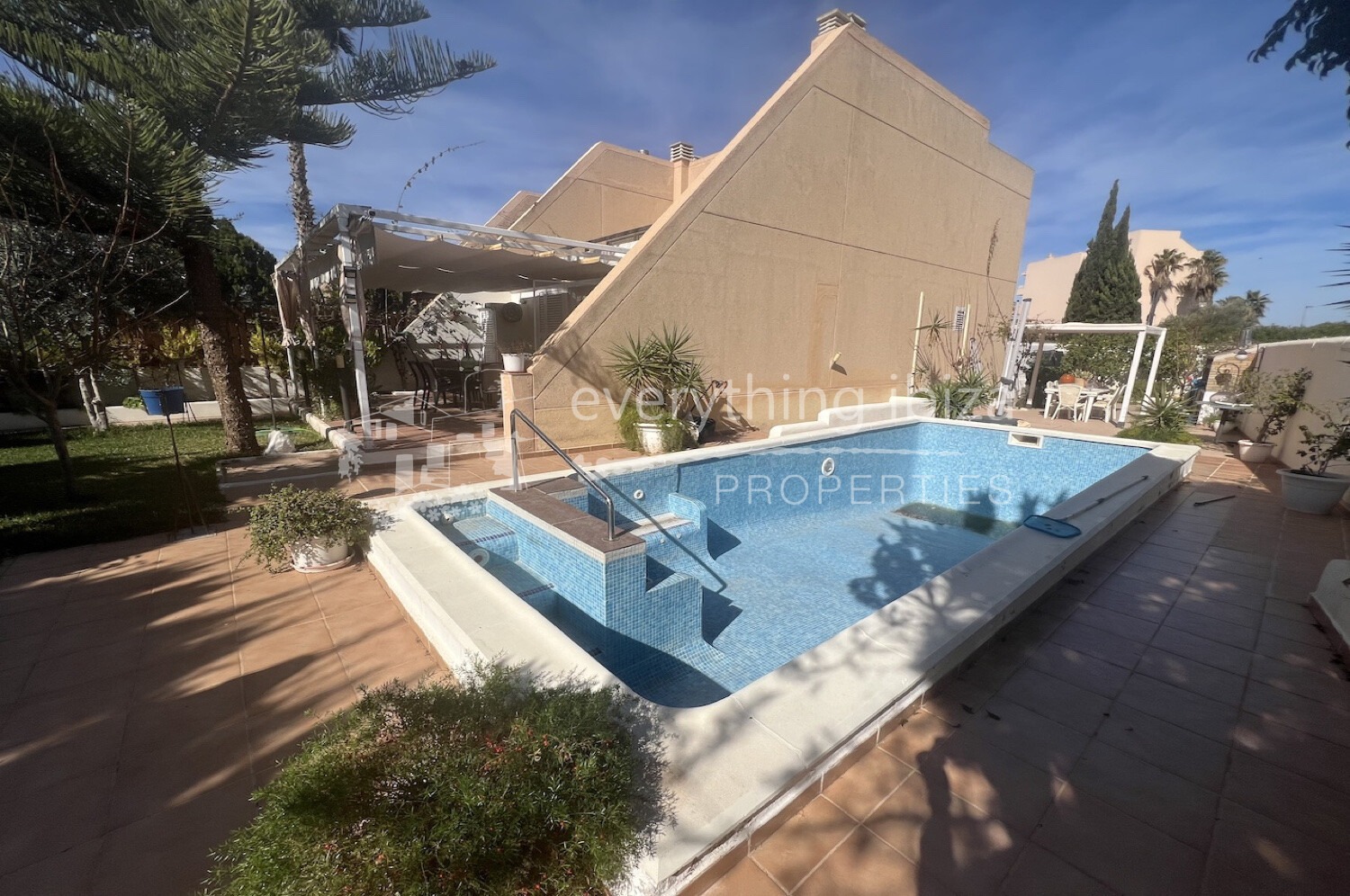 Townhouse Near Beach with Sunset Views, Private Pool and Gardens, ref. 1680, on sale in Ibiza by everything ibiza Properties