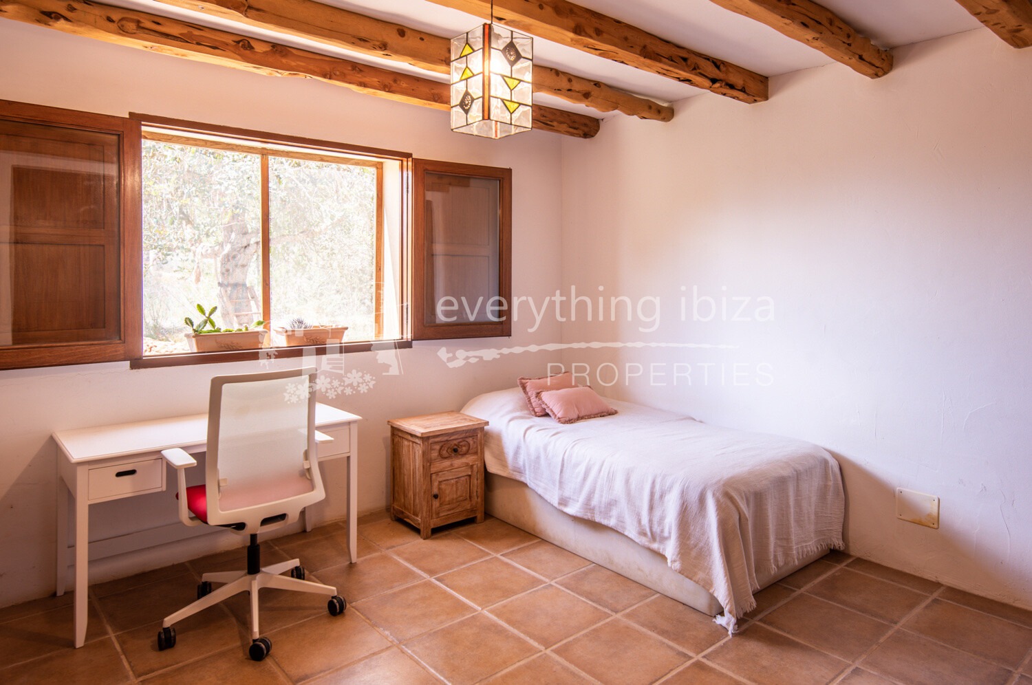 Traditional Spacious Finca Close to Santa Gertrudis Ideal for Renovation, ref. 1683, for sale in Ibiza by everything ibiza Properties