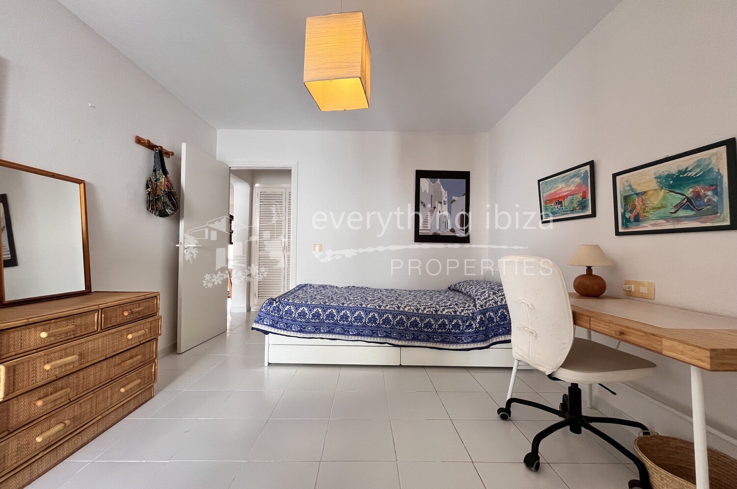 Charming Traditional Townhouse Close to Cala Conta with Sea and Sunset Views, ref. 1689, on sale in ibiza by everything ibiza Properties