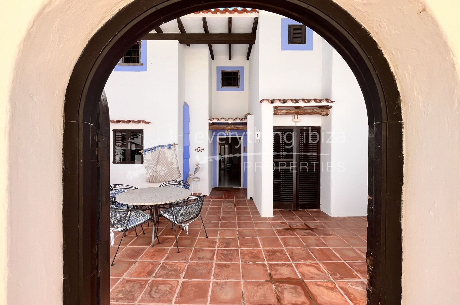 Charming Traditional Townhouse Close to Cala Conta with Sea and Sunset Views, ref. 1689, on sale in ibiza by everything ibiza Properties