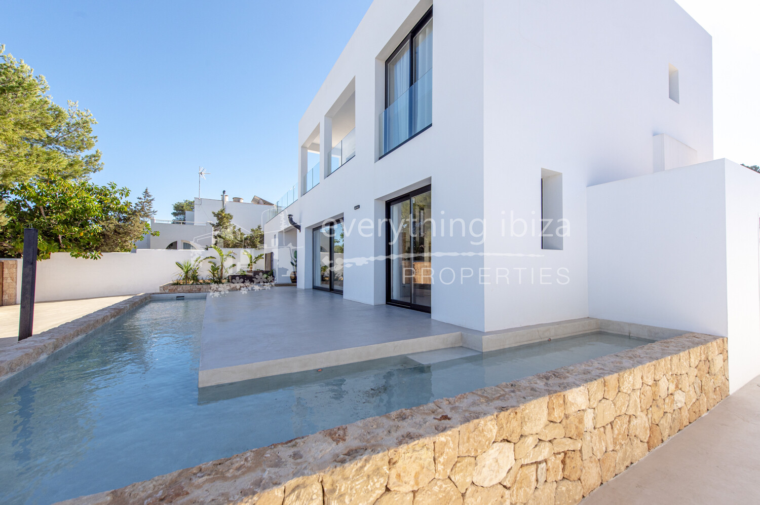 Stylish Contemporary Villa in Peaceful Setting near Beach with Sea and Sunset Views, ref. 1692, for sale in Ibiza by everything ibiza Properties