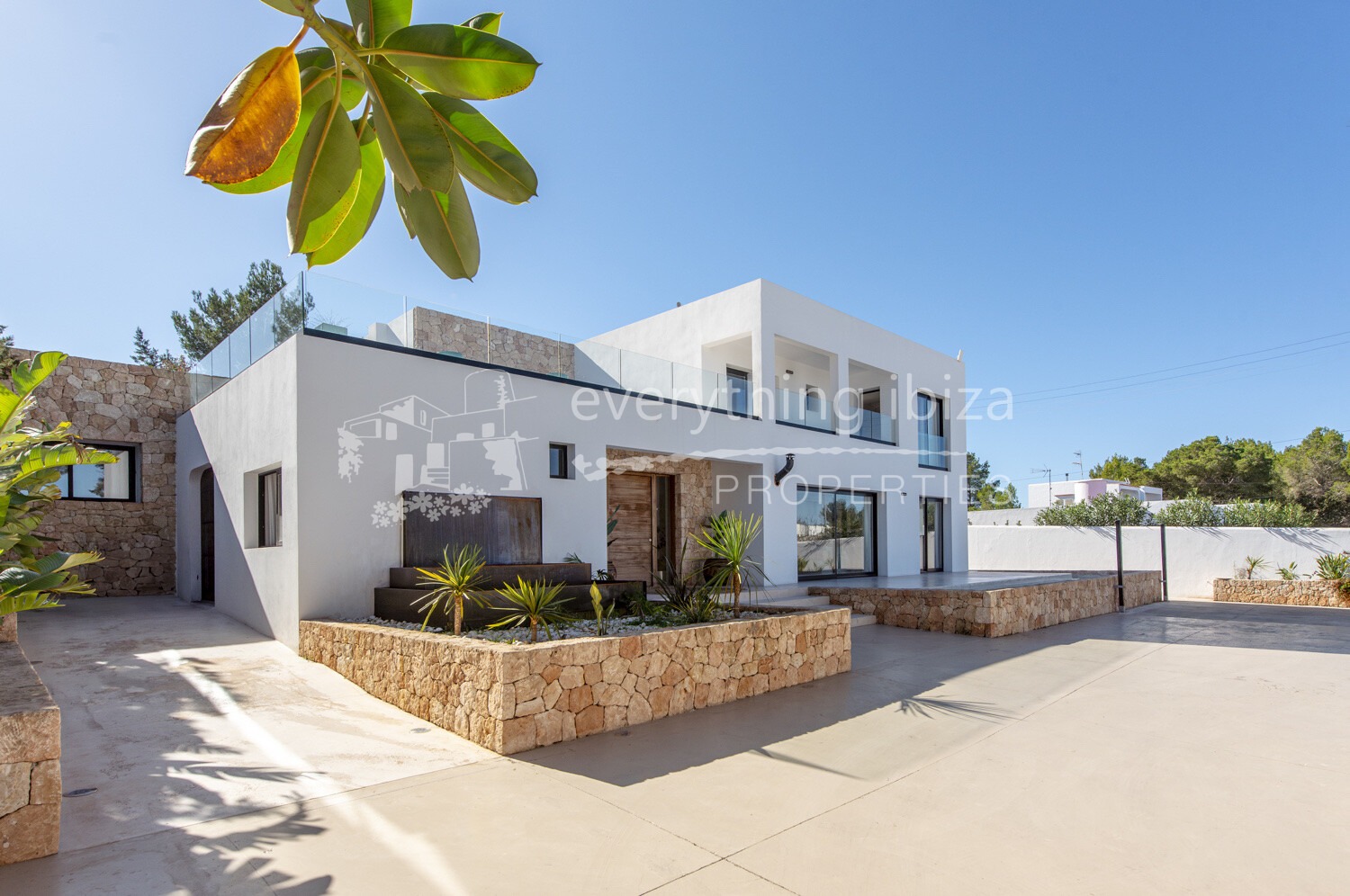 Stylish Contemporary Villa in Peaceful Setting near Beach with Sea and Sunset Views, ref. 1692, for sale in Ibiza by everything ibiza Properties