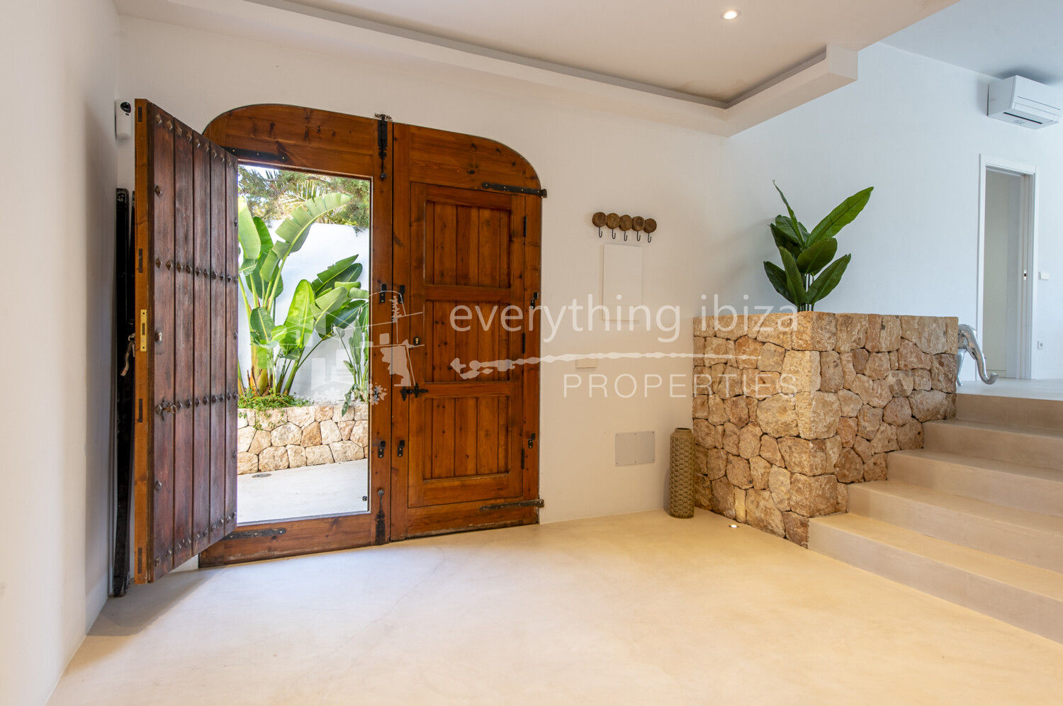 Stylish Contemporary Villa in Peaceful Setting near Beach with Sea and Sunset Views, ref. 1692, for sale in Ibiza by everything ibiza Properties