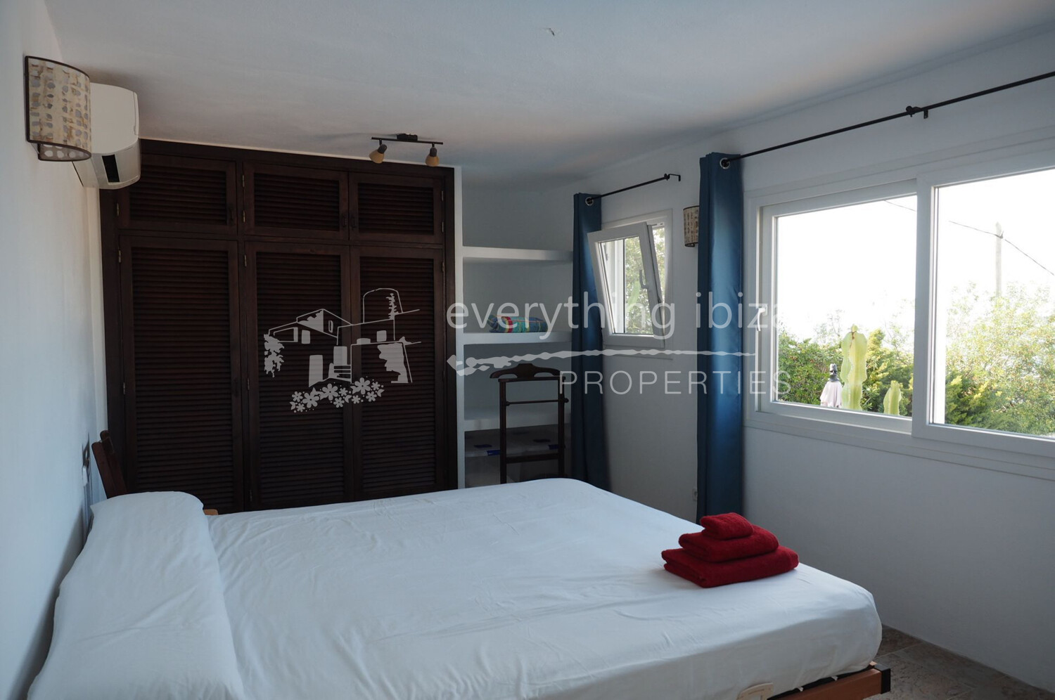 Charming Elegant Villa with Super Sea & Coastline Views in Peaceful Cala Moli, ref. 1704, for sale in Ibiza by everything ibiza Properties