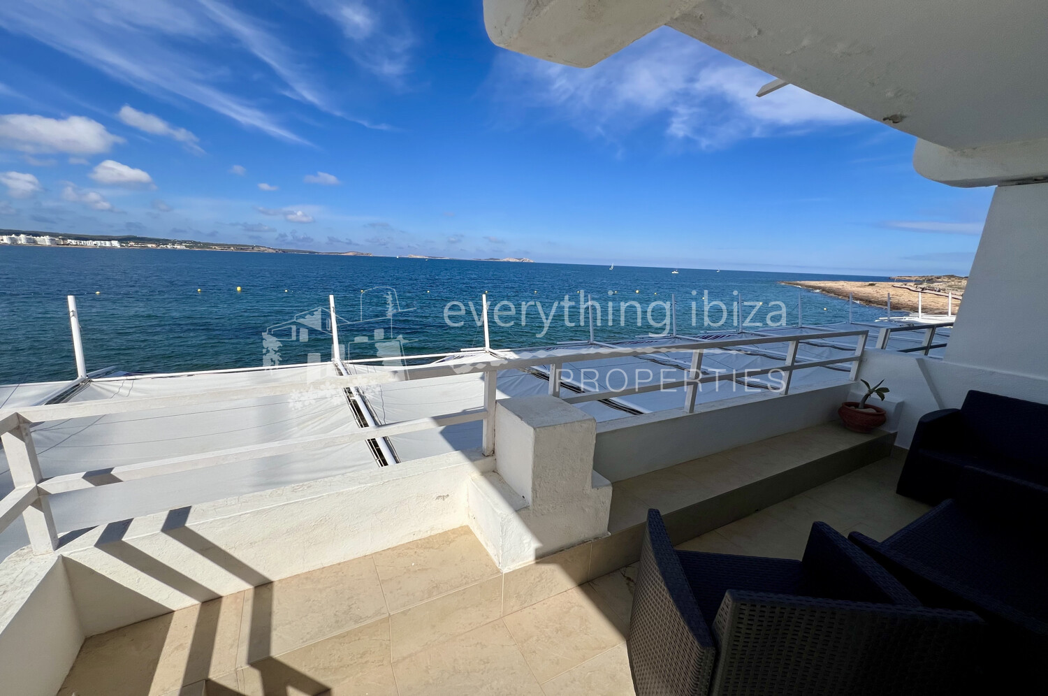 Coastline 2 Bed Apartment with Stunning Views in a Legendary Ibiza Location, ref. 1706, for sale in Ibiza by everything ibiza Properties