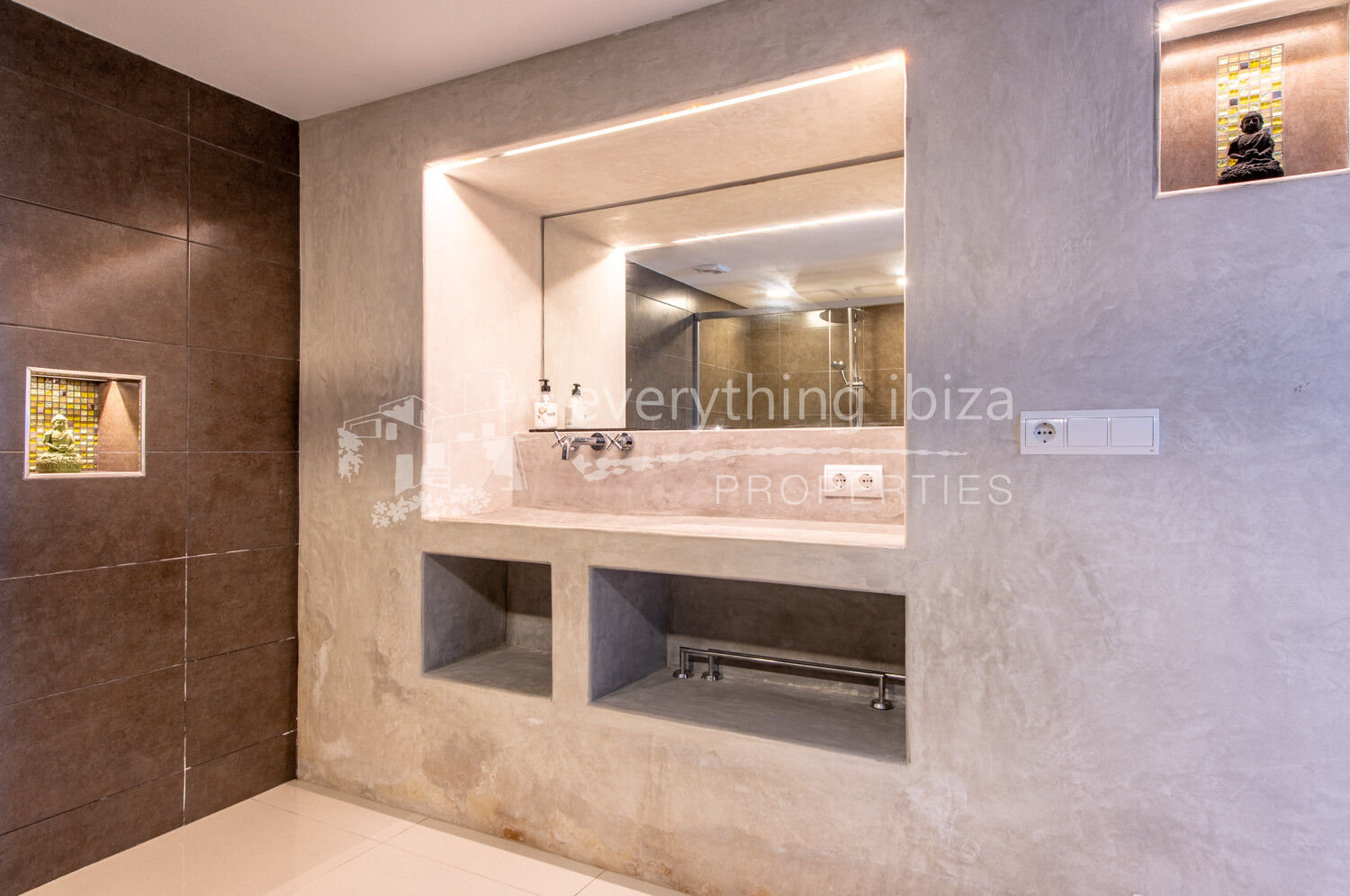 Luxury Elegant Modern Villa with Stunning Views and Close to Beaches, ref. 1708, for sale in Ibiza by everything ibiza Properties