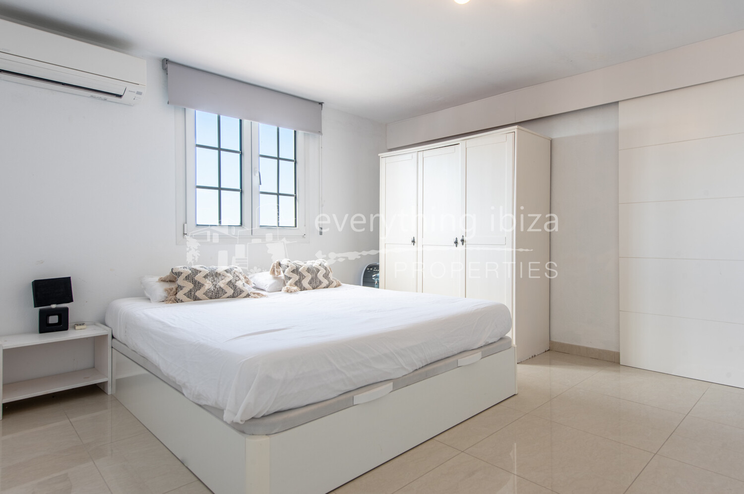 Luxury Elegant Modern Villa with Stunning Views and Close to Beaches, ref. 1708, for sale in Ibiza by everything ibiza Properties