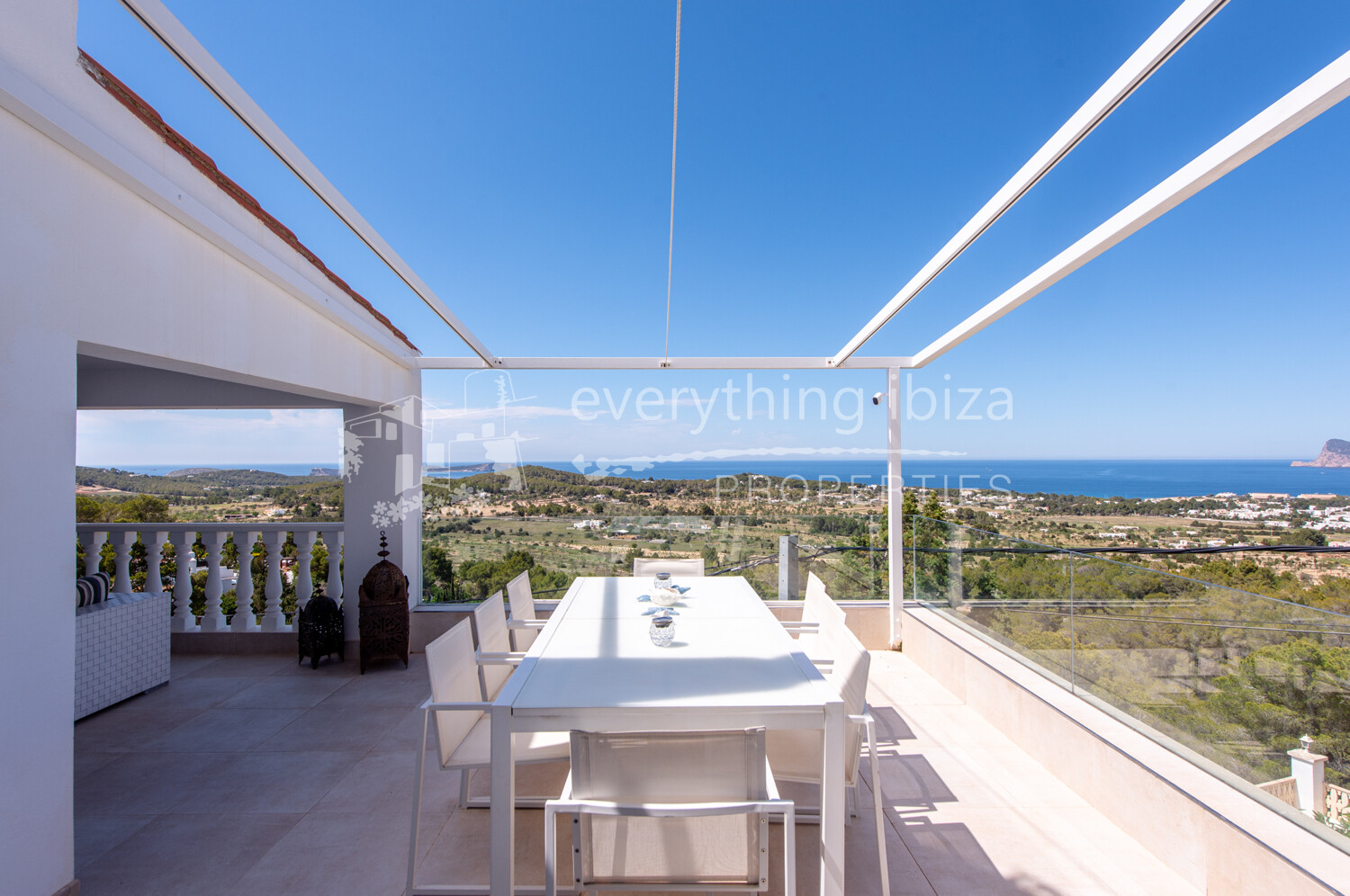 Luxury Elegant Modern Villa with Stunning Views and Close to Beaches, ref. 1708, for sale in Ibiza by everything ibiza Properties